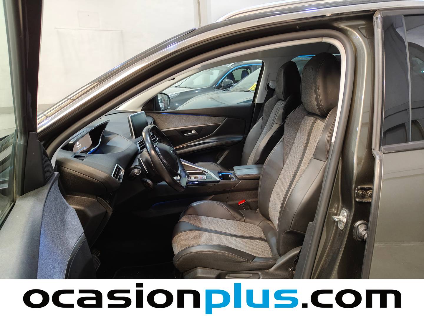 Foto asientos delanteros Peugeot 3008 Peugeot 3008 BlueHDI 130 S&S Allure EAT8 (130 CV)