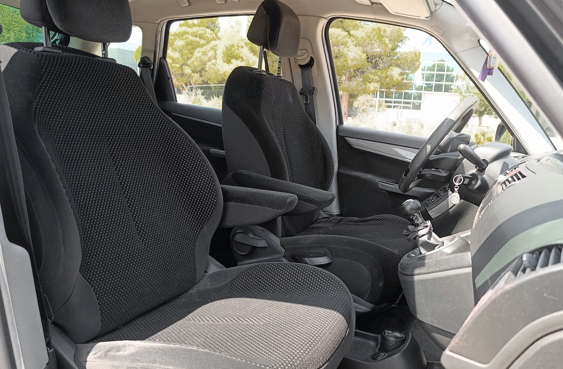 Citroën C4 Picasso 1.6 HDi SX - foto 17