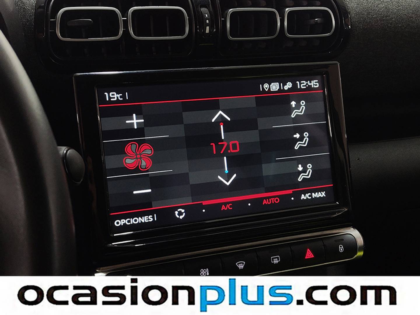 Foto Citroën C3 Aircross Citroen C3 Aircross PureTech 130 Shine Pack EAT6 (131 CV)