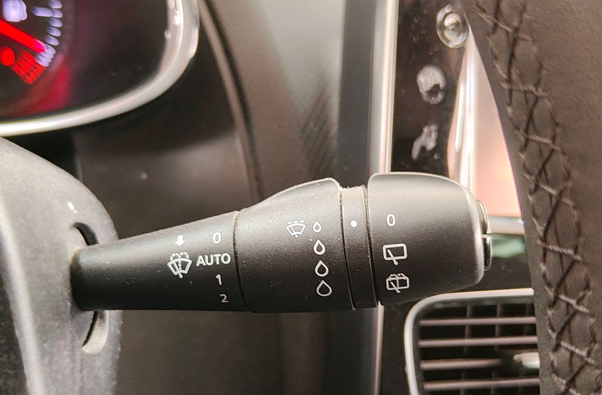 Renault Clio Limited Energy TCe - foto 30