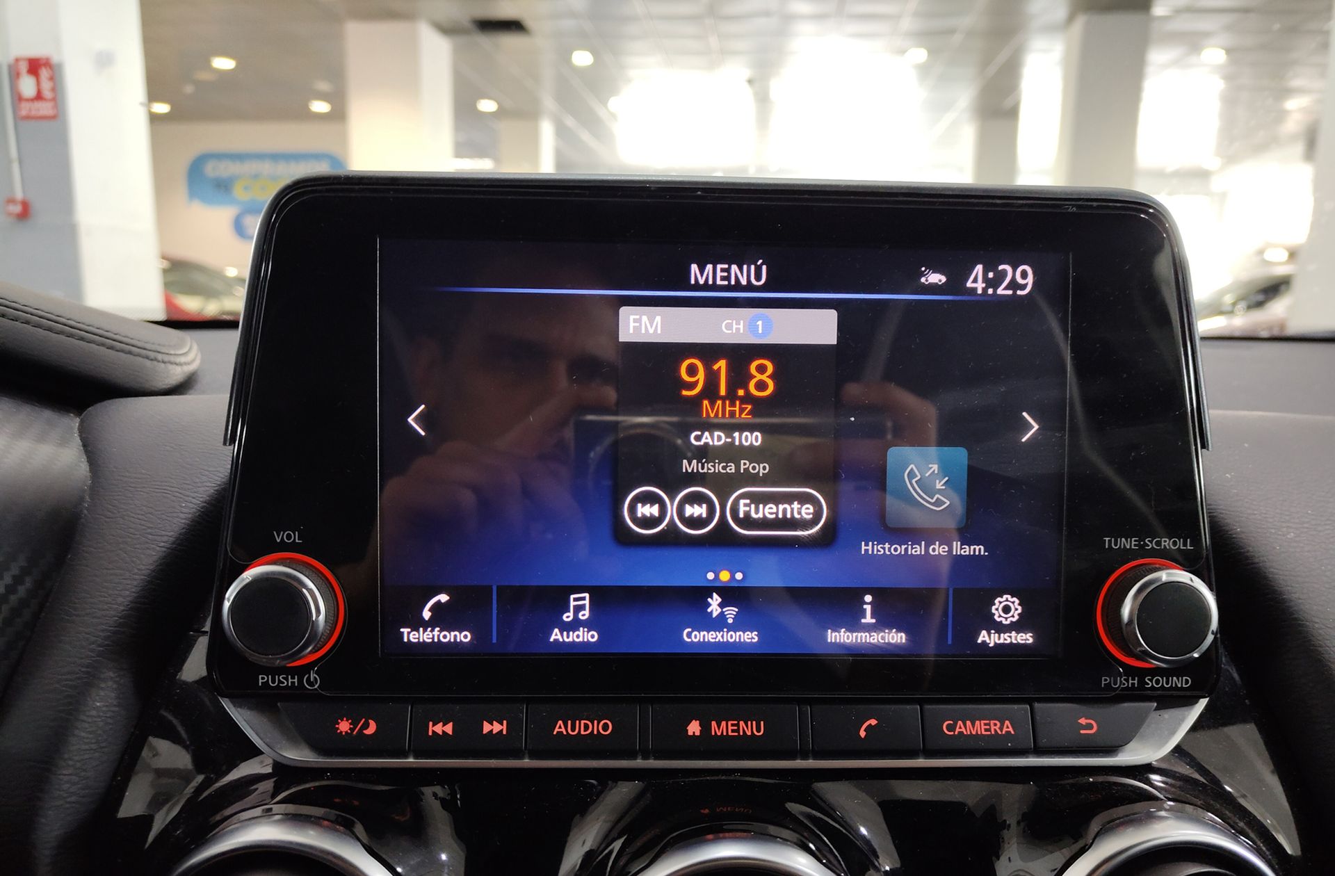 Nissan Juke 1.6 Hybrid Premiere Edition - foto 32