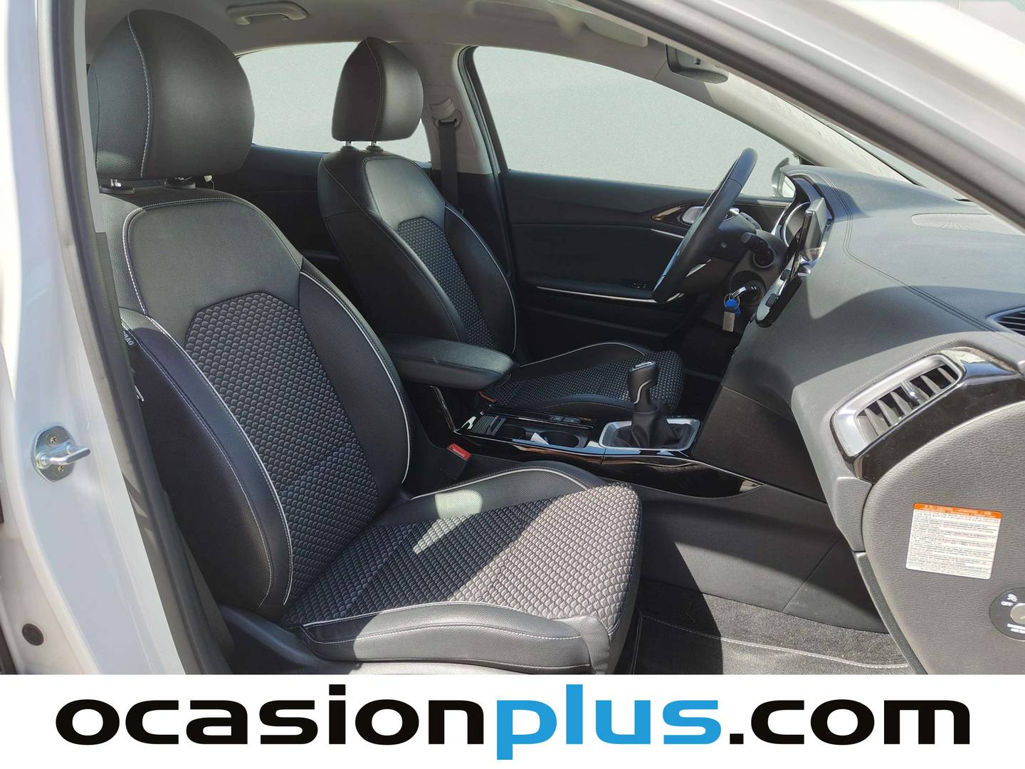 KIA XCeed KIA XCeed 1.5 MHEV iMT Tech  (160 CV) híbrido