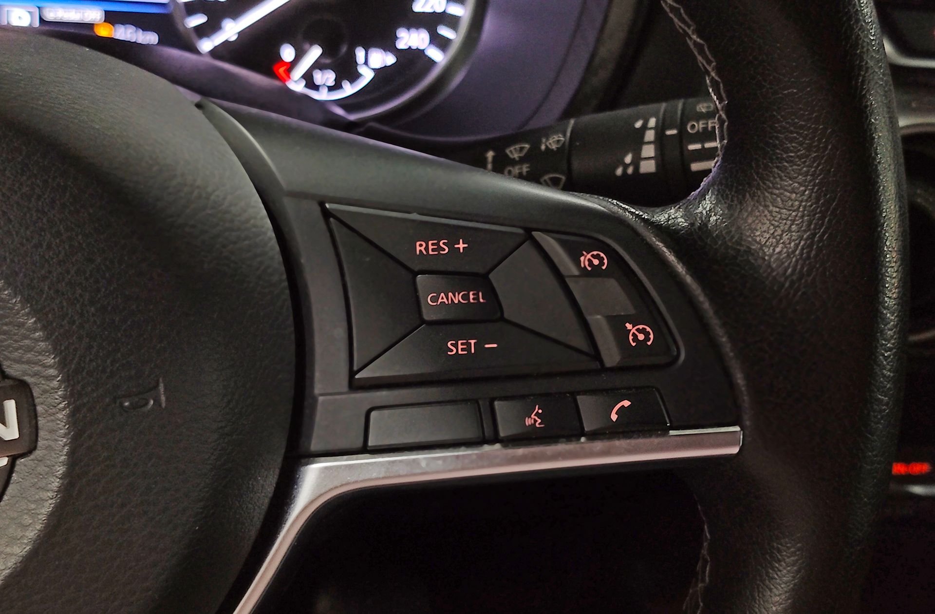 Nissan Juke 1.6 Hybrid N-Connecta - foto 25