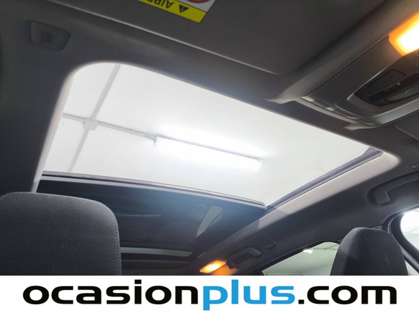 Foto BMW X1 BMW X1 sDrive18i (140 CV)