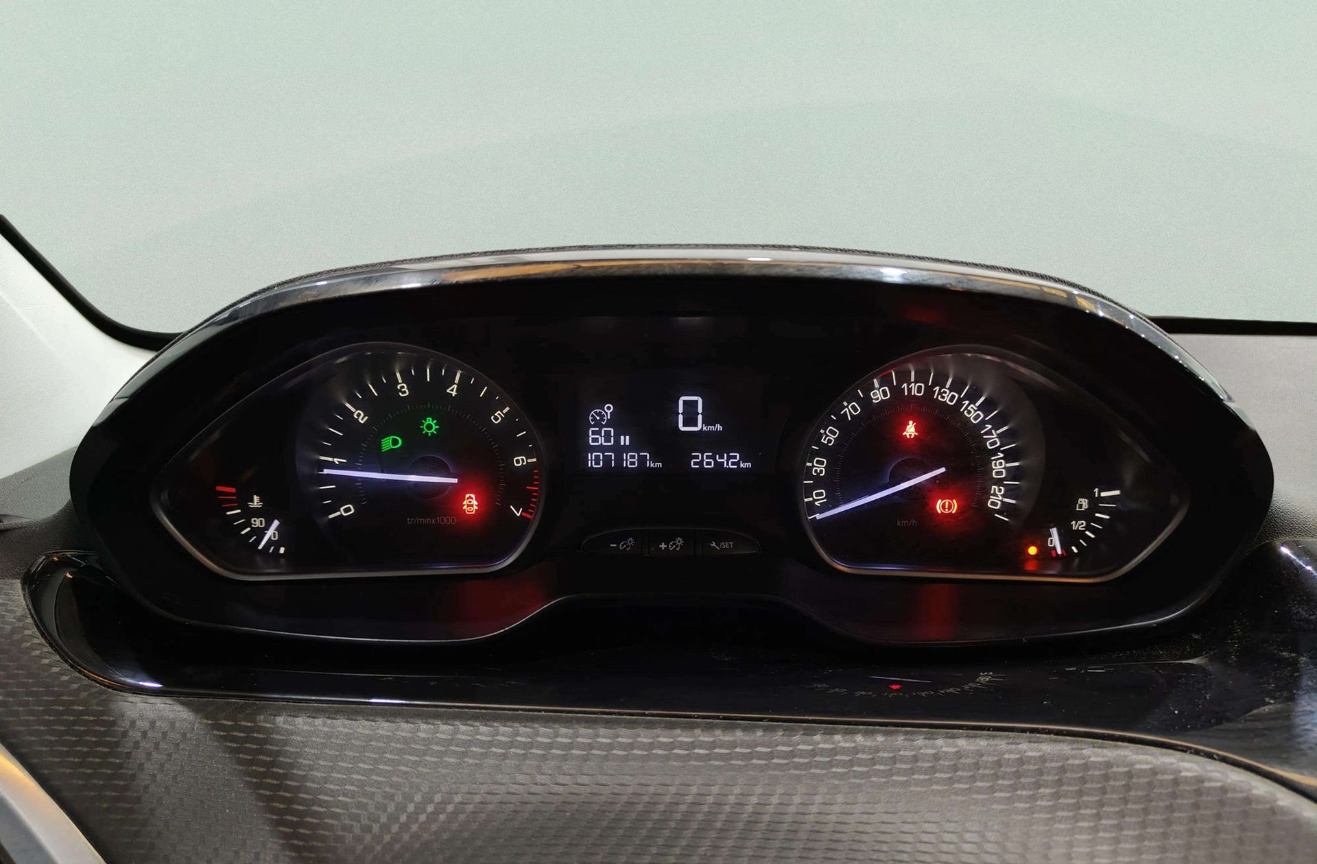 Peugeot 208 PureTech 82 Style - foto 18