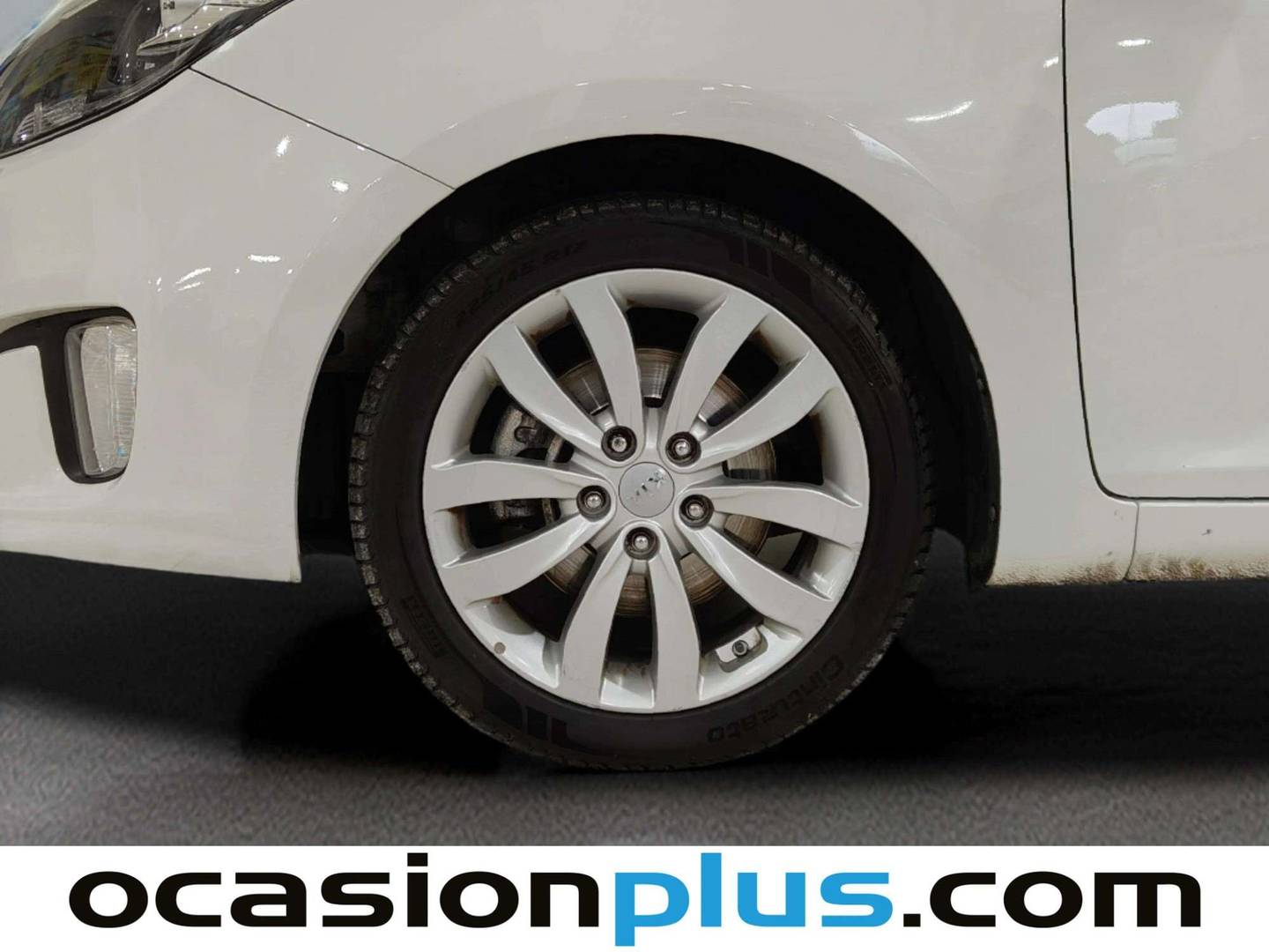 KIA Carens Kia Carens 1.7 CRDi VGT UEFA Euro2016 Eco-Dynamics (141 CV) diésel