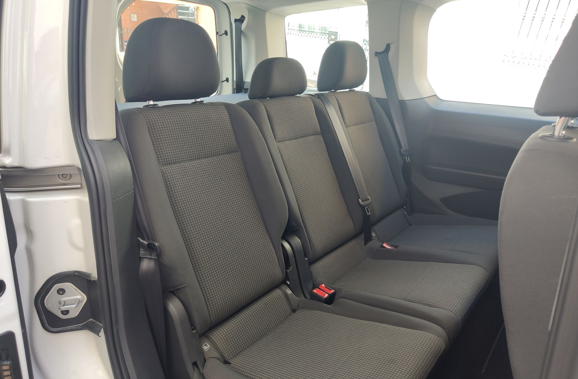 Volkswagen Caddy 2.0 TDI BMT - foto 10