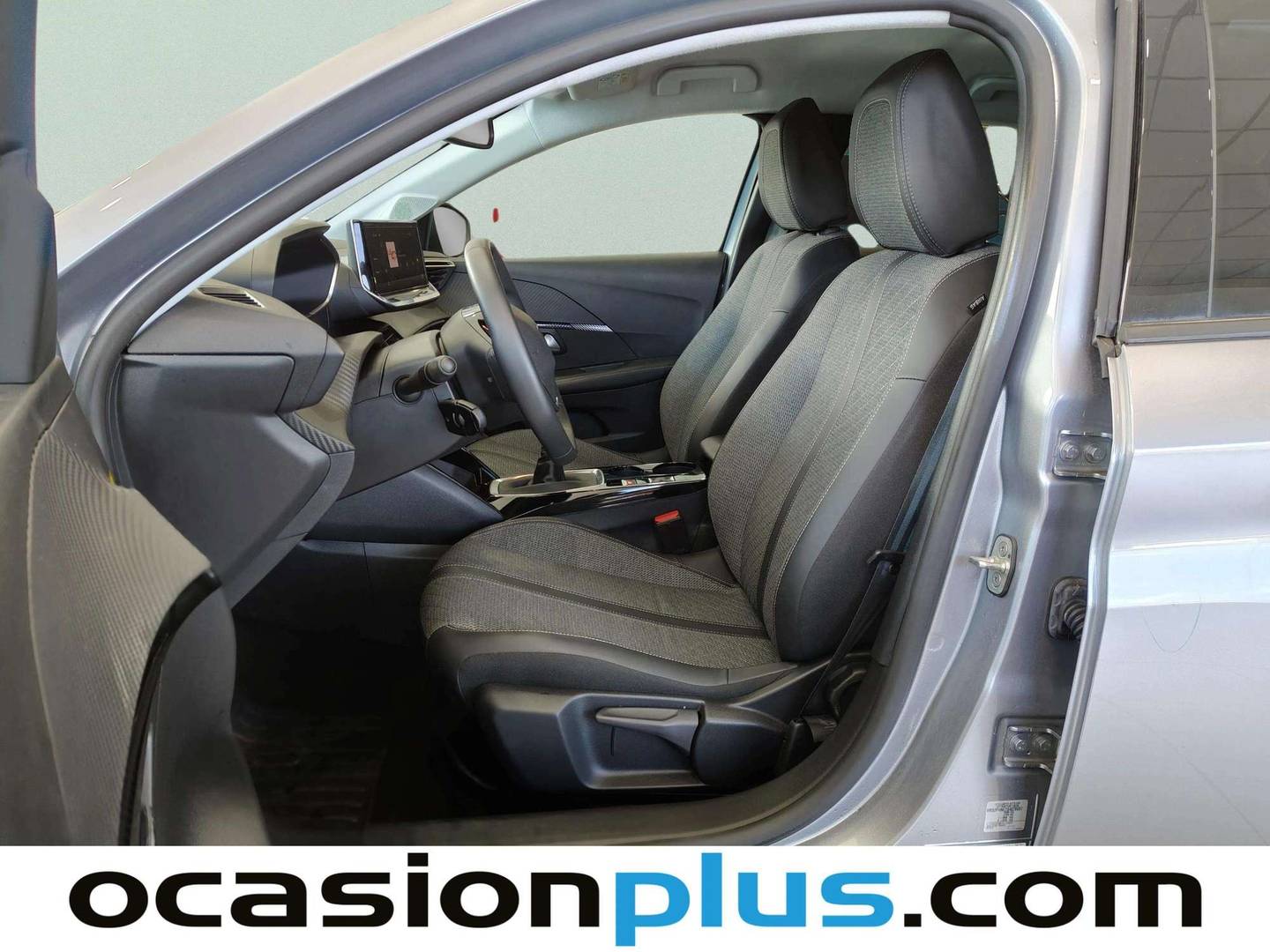 Foto asientos delanteros Peugeot 208 Peugeot 208 PureTech 100 Allure (100 CV)