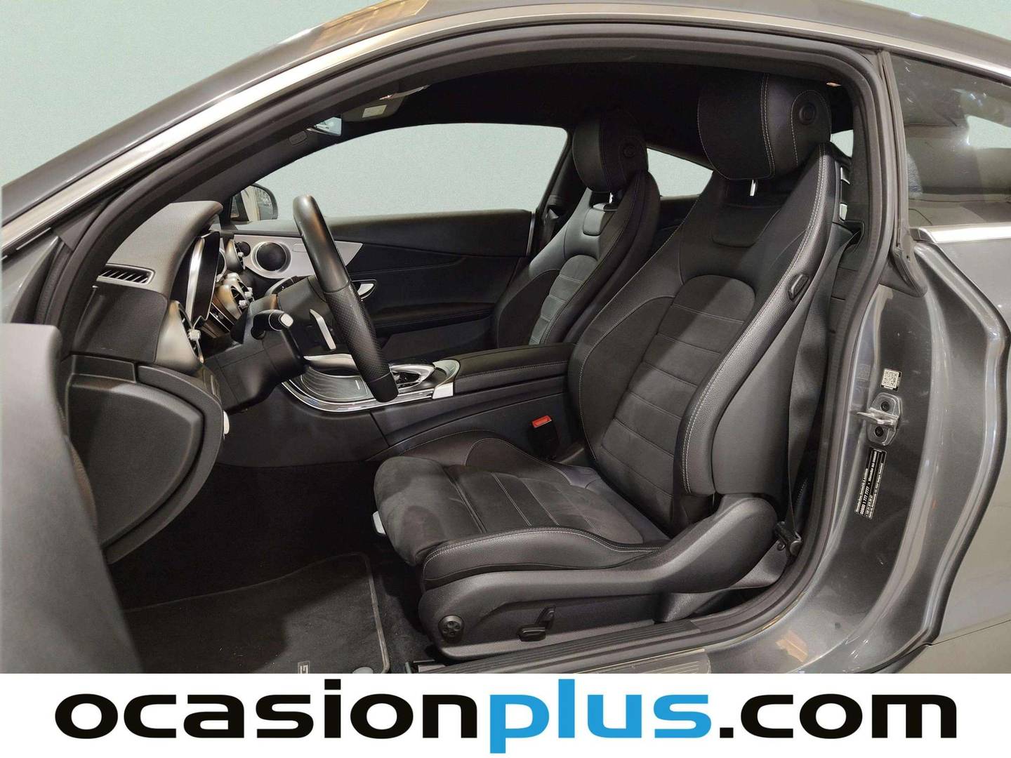 Foto asientos delanteros Mercedes Clase C Mercedes Clase C Coupe 300 (258 CV) Pack AMG