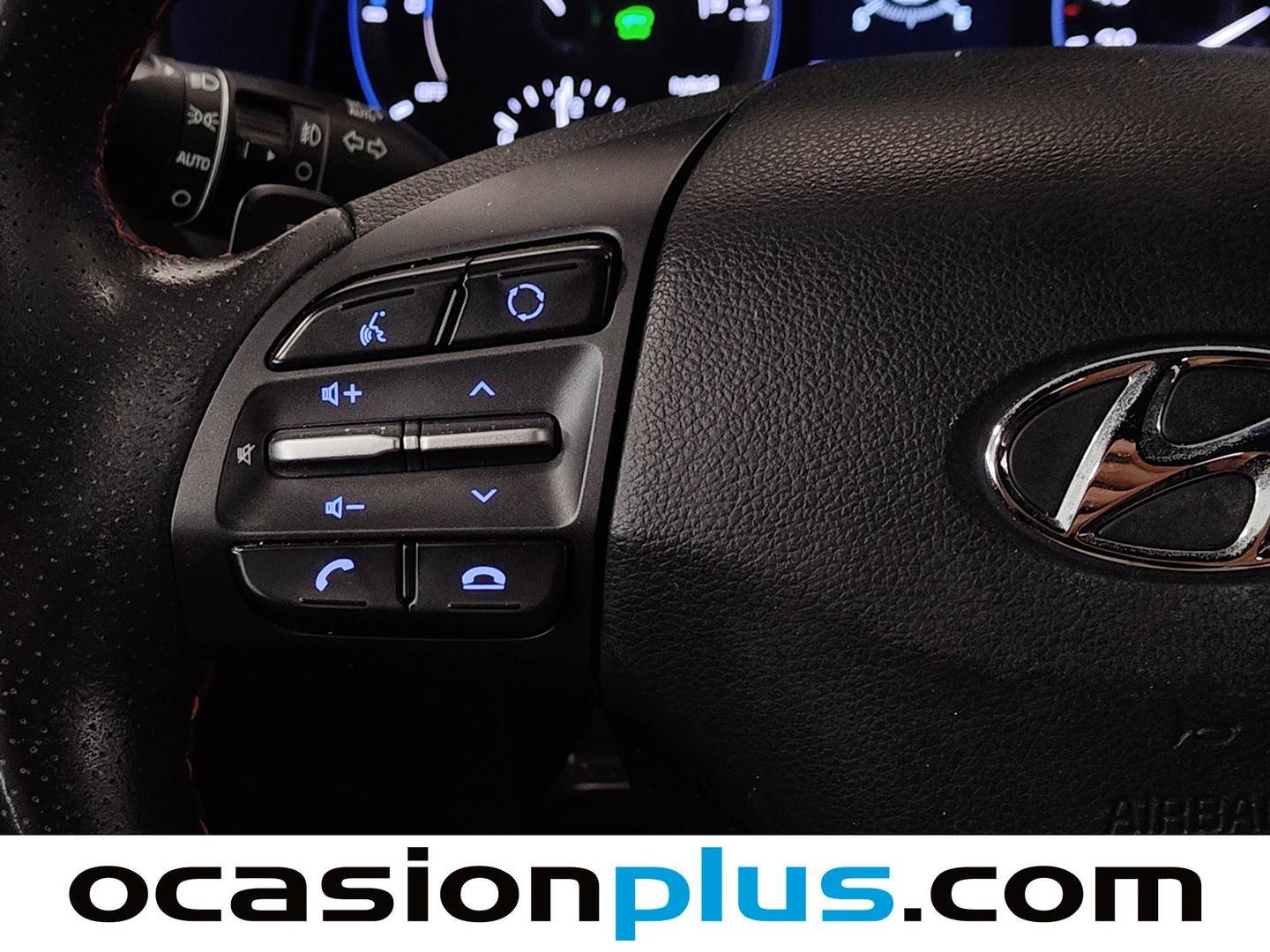 Hyundai Kona Hyundai Kona 1.6 GDI HEV Tecno Red DT (141 CV) seminuevo