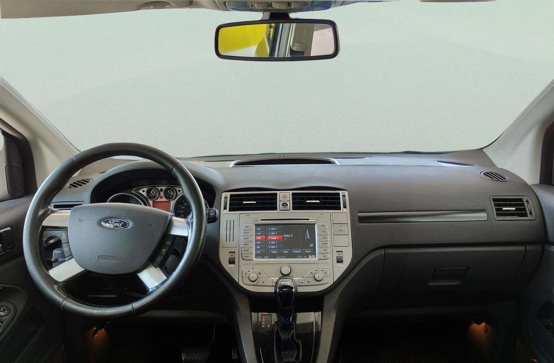 Ford Kuga 2.0 TDCi Titanium 4x4 Powershift - foto 7
