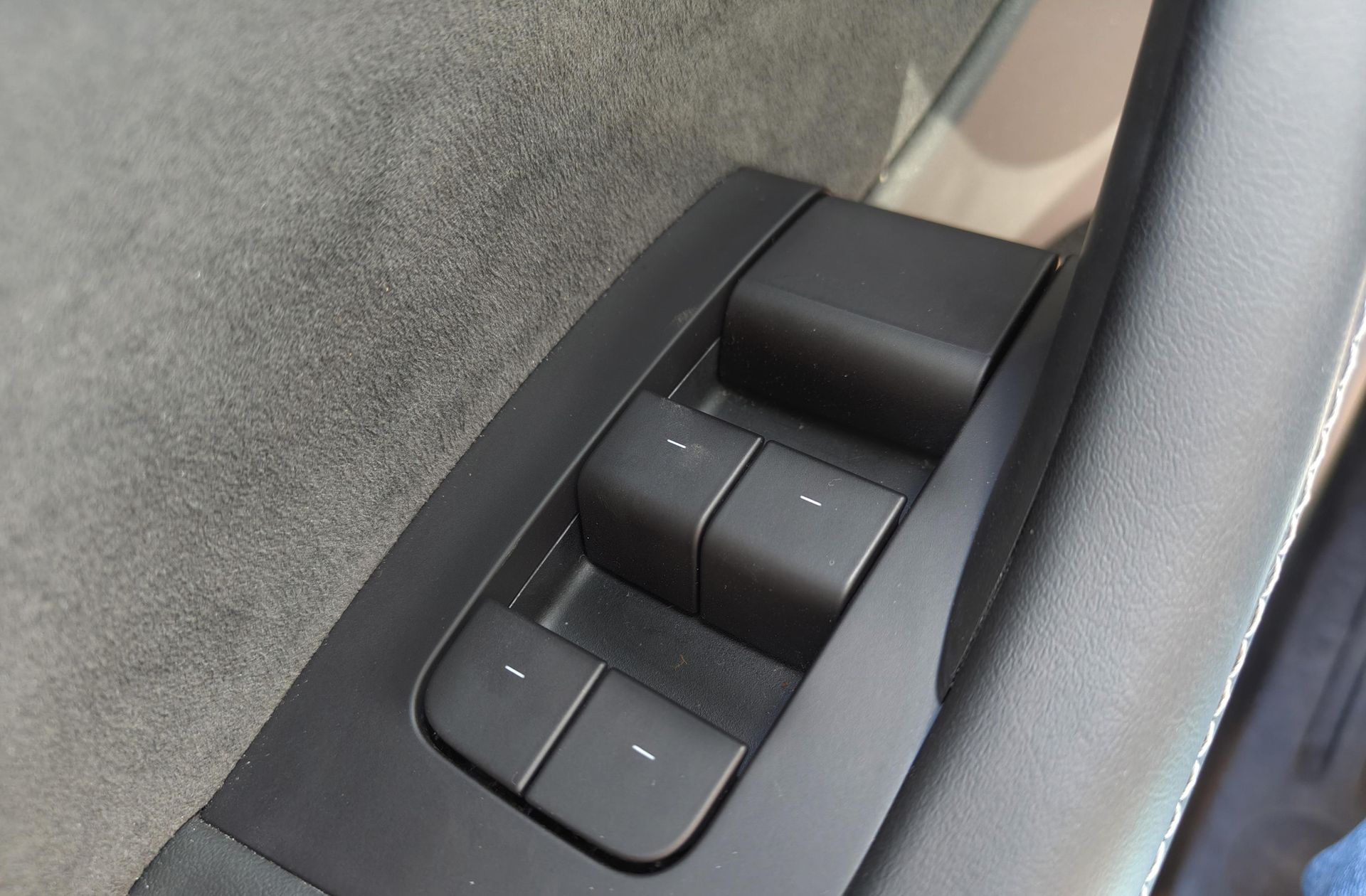 Tesla Model Y Tracción Trasera - foto 36