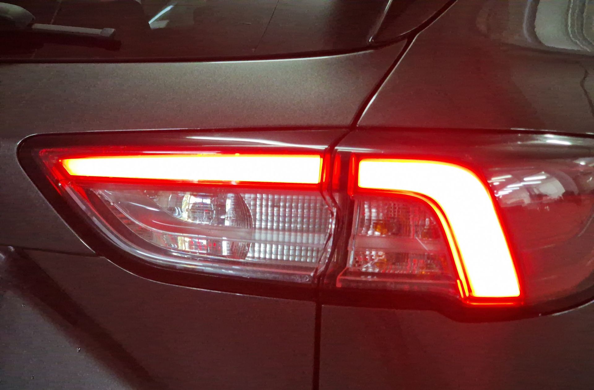 Ford Kuga 1.5T EcoBoost ST-Line X 4x2 - foto 18
