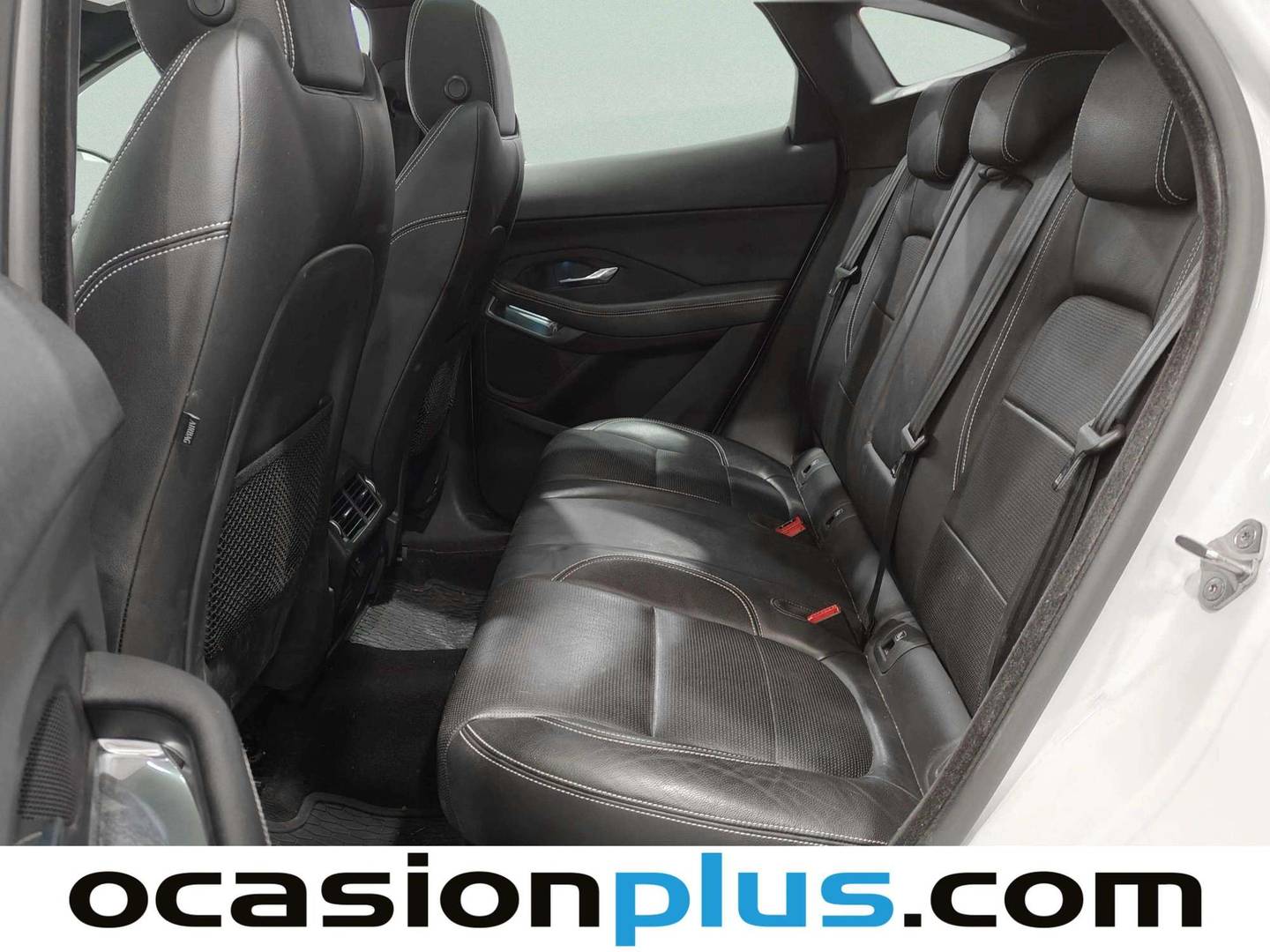 Foto asientos traseros Jaguar E-Pace Jaguar E-PACE 2.0D R-Dynamic S 4WD Auto (180 CV)