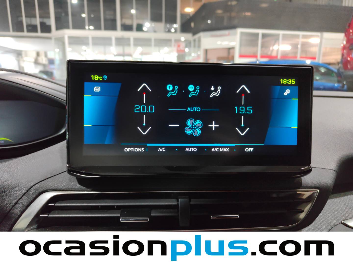 Foto Peugeot 3008 Hybrid Peugeot 3008 Hybrid 300 Allure Pack e-EAT8 (300 CV)