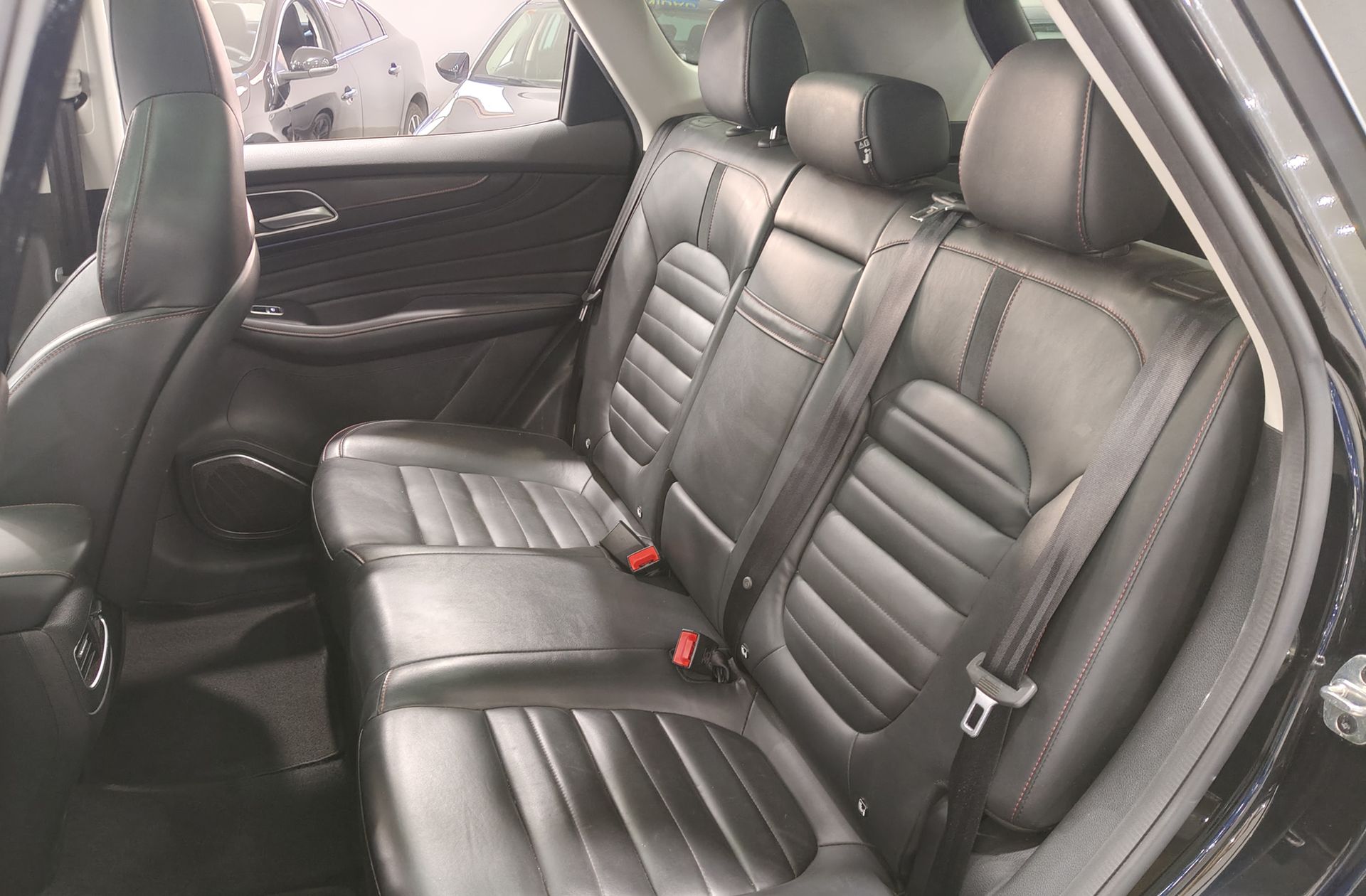 MG HS 1.5 Turbo GDI Luxury - foto 10