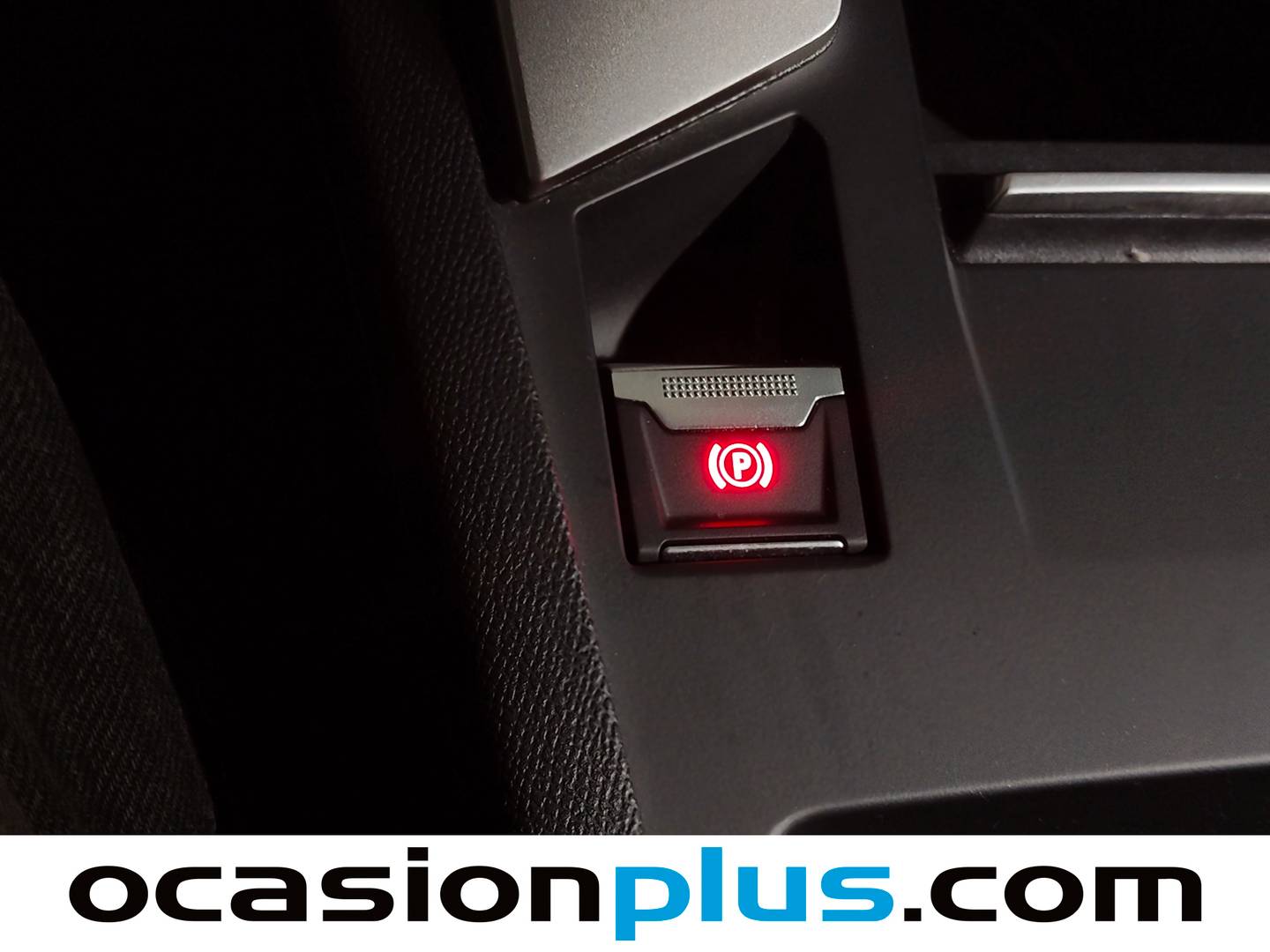 Peugeot 408 Peugeot 408 Allure Hybrid eDCS6 (136 CV) automático