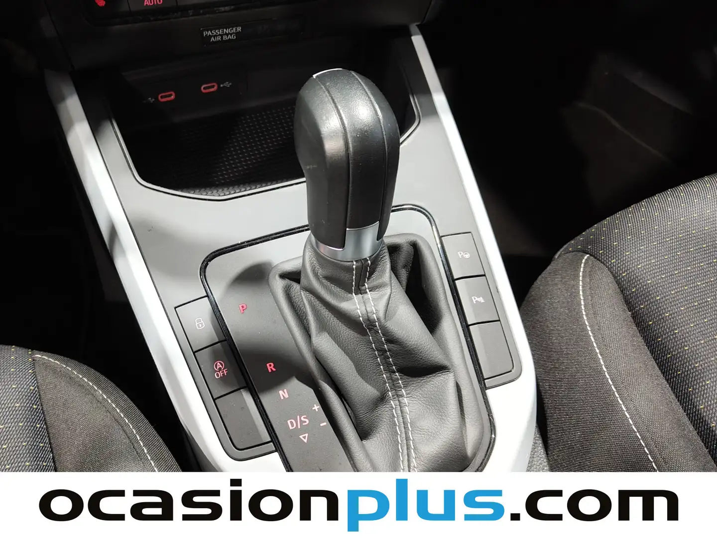 Foto Seat Arona SEAT Arona 1.0 TSI Style XL DSG (110 CV)