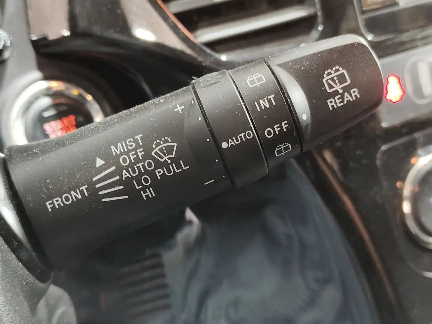 Foto Mitsubishi Outlander Mitsubishi Outlander 220 DI-D Motion 2WD (150 CV) 7 Plazas