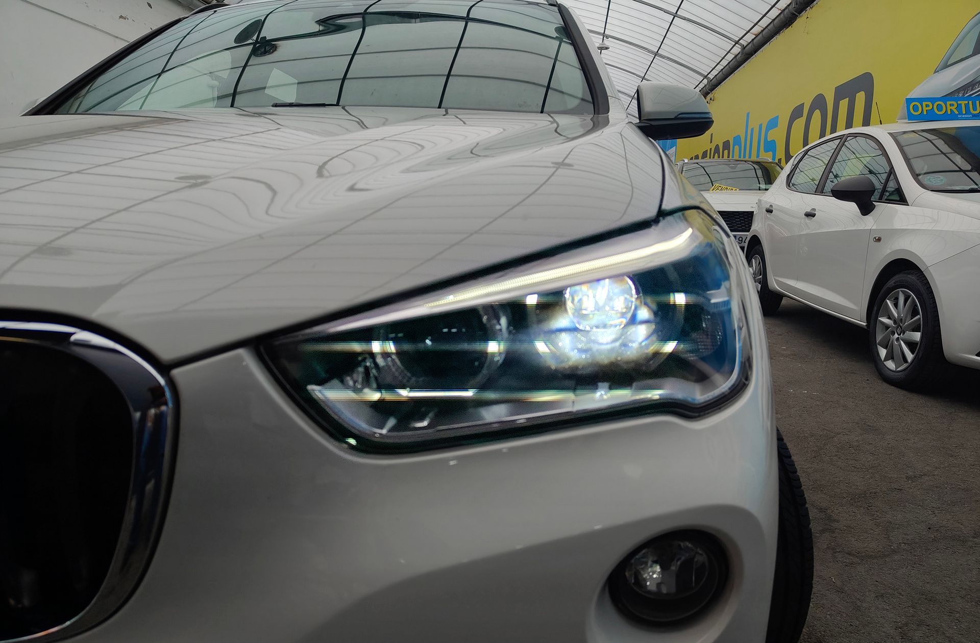 BMW X1 sDrive18d Business - foto 18