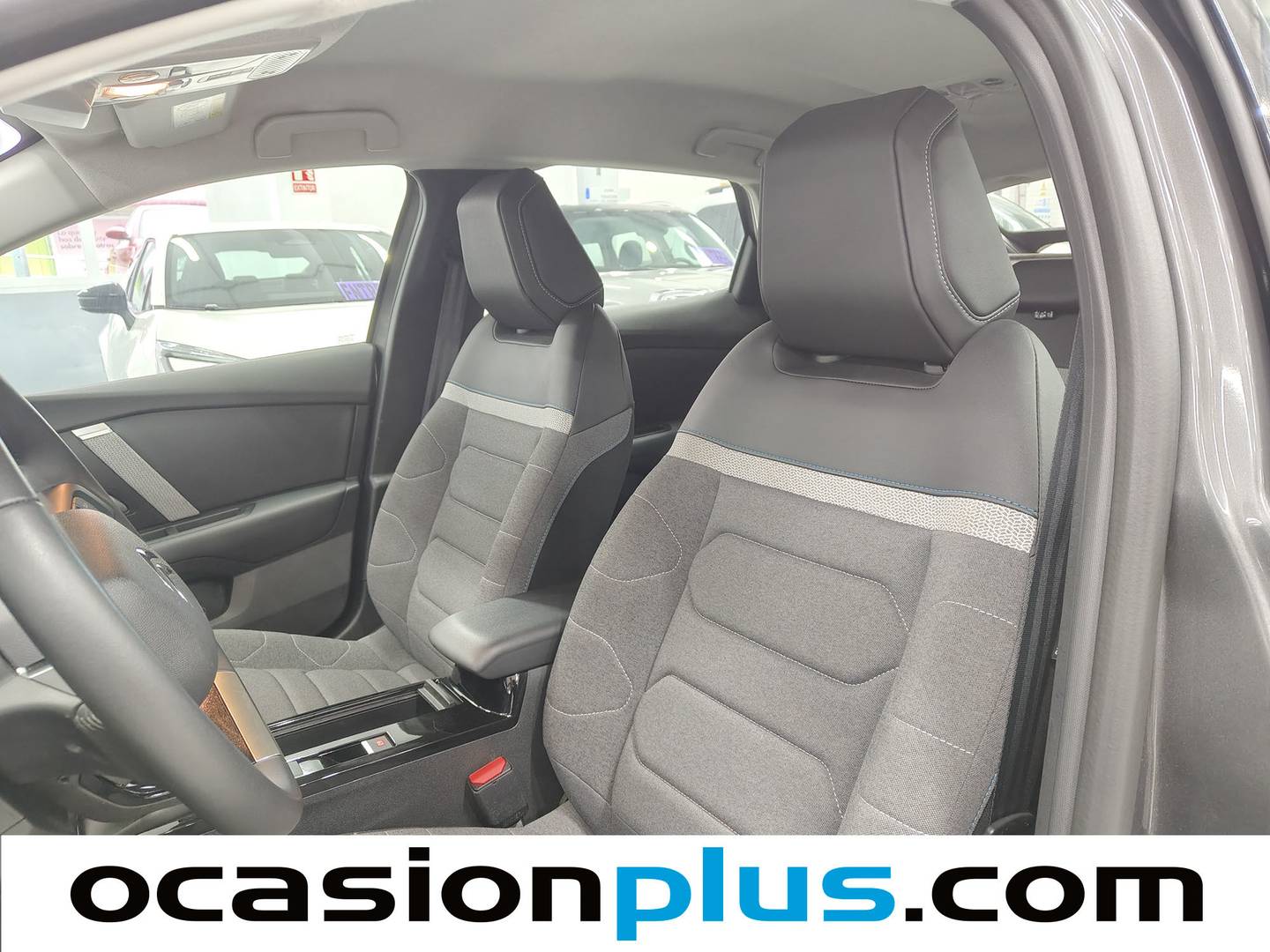 Foto Citroën C4 Citroen C4 PureTech 130 S&S Plus (131 CV)