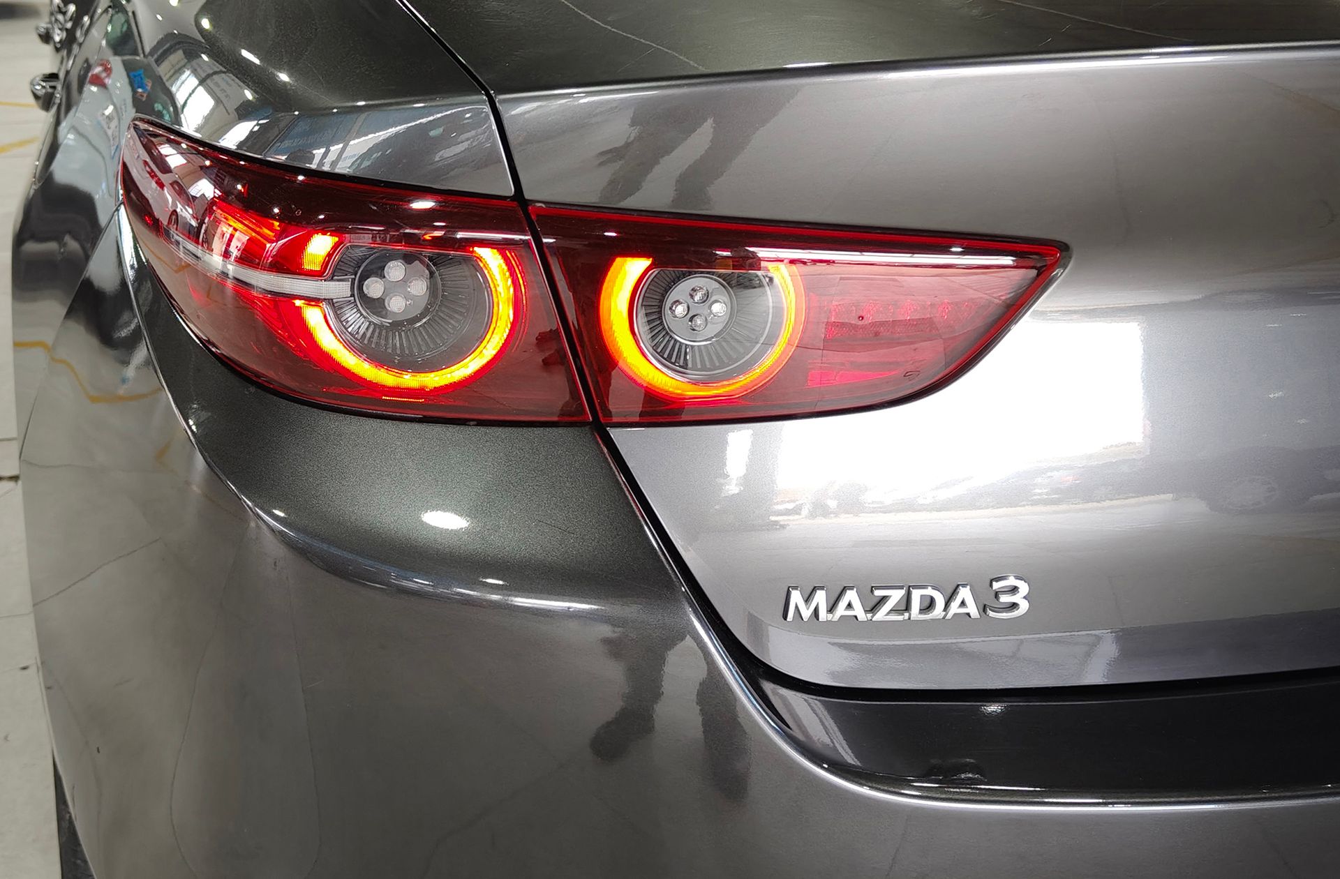 Mazda Mazda3 2.0 e-SKYACTIV-G Zenith - foto 15