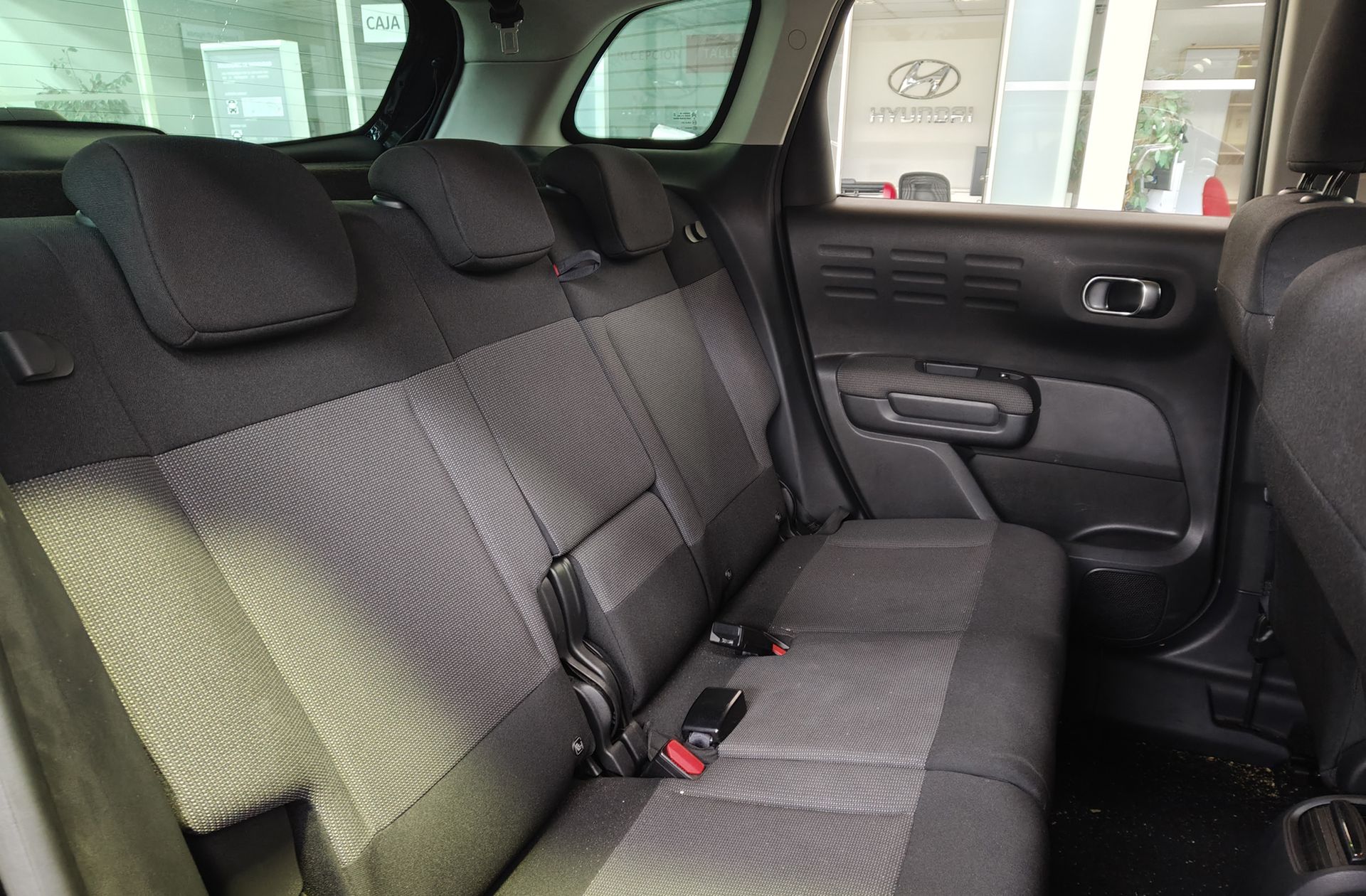 Citroën C3 Aircross PureTech 130 Shine Pack EAT6 - foto 17