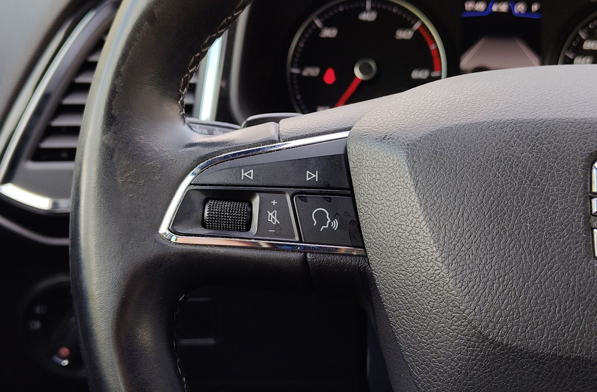 SEAT Ateca 2.0 TDI Xcellence Plus DSG - foto 29