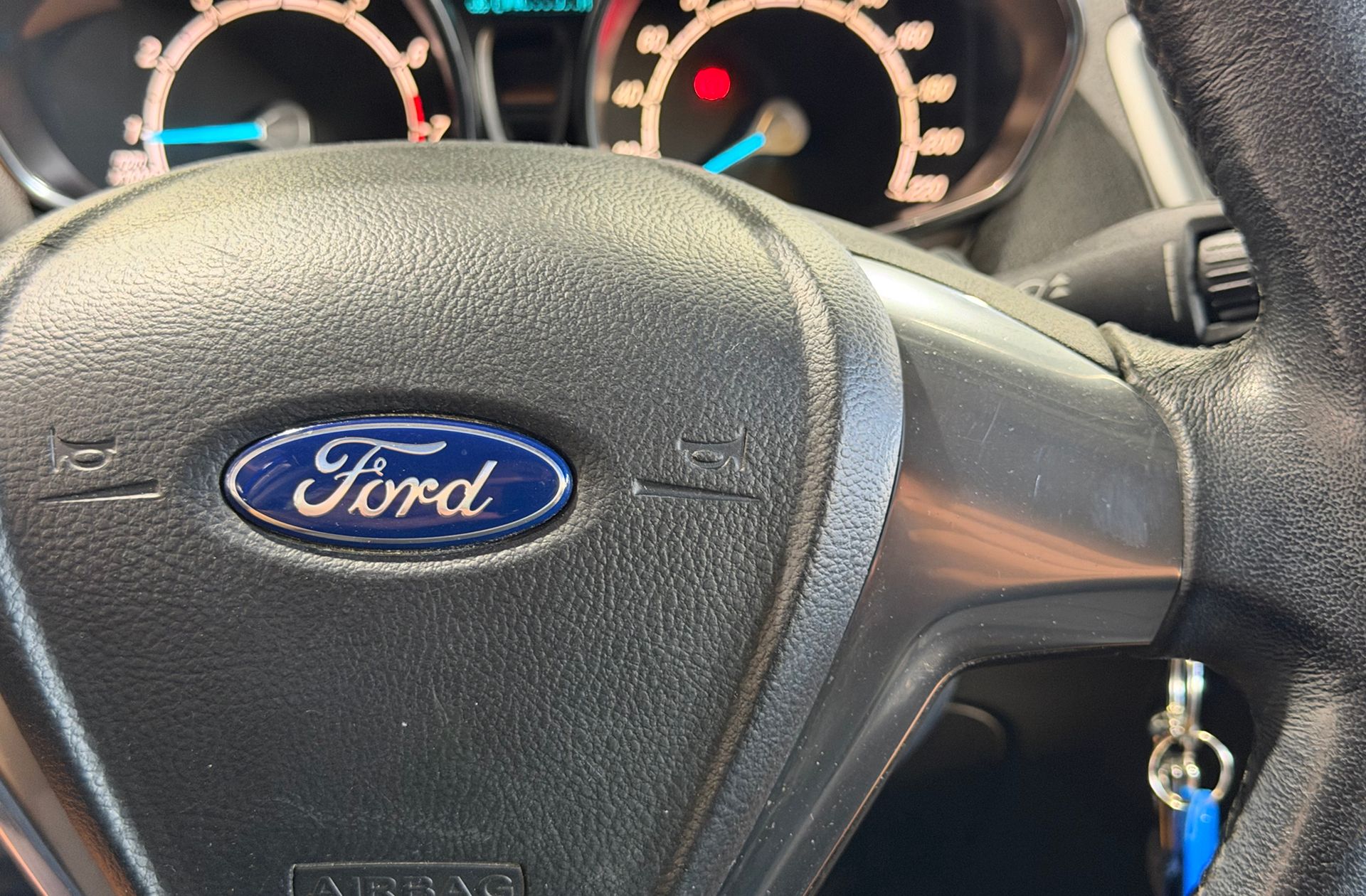 Ford Fiesta 1.0 EcoBoost Trend - foto 22