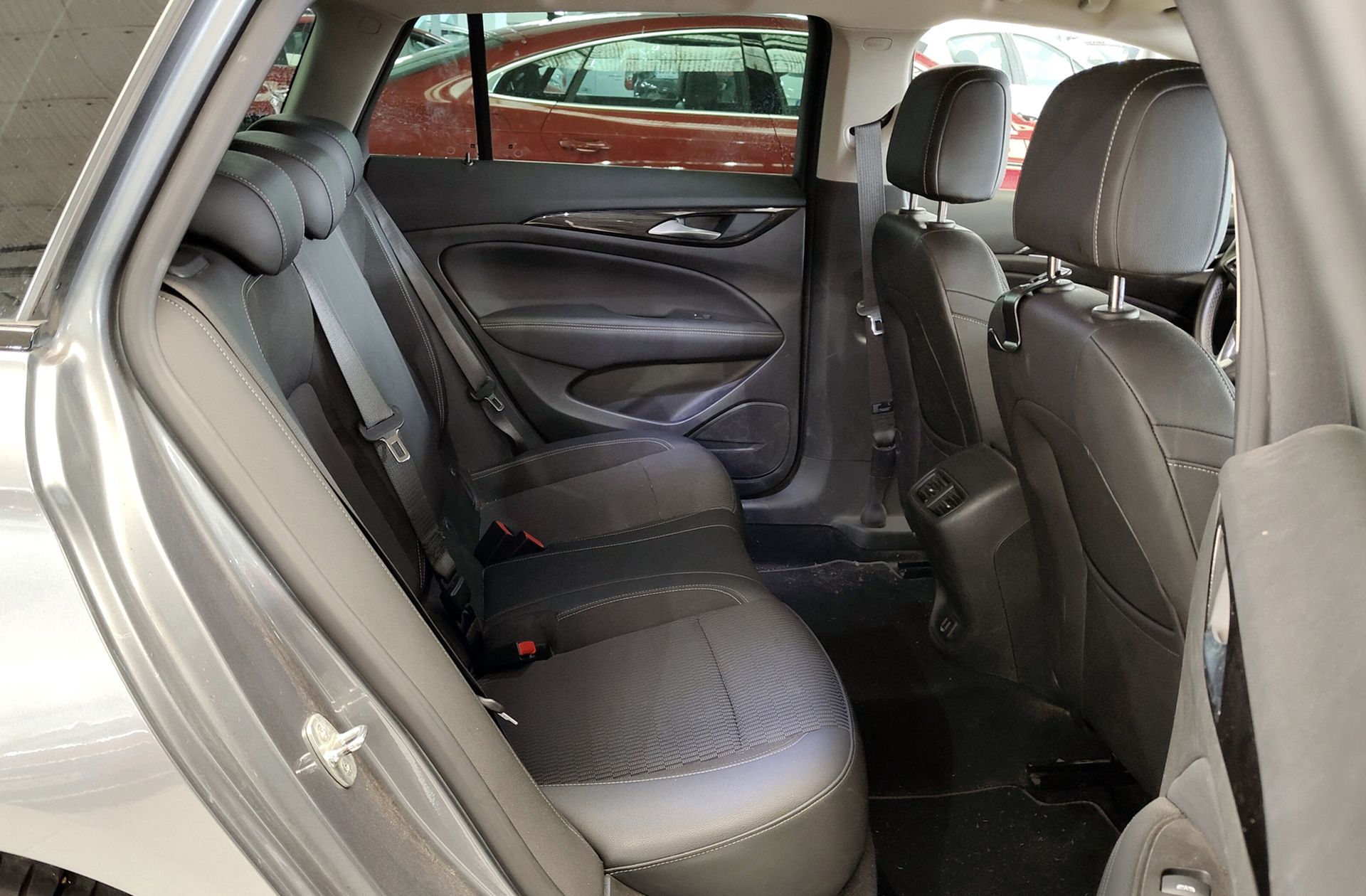 Opel Insignia Sports Tourer 1.6 CDTI D Innovation - foto 14