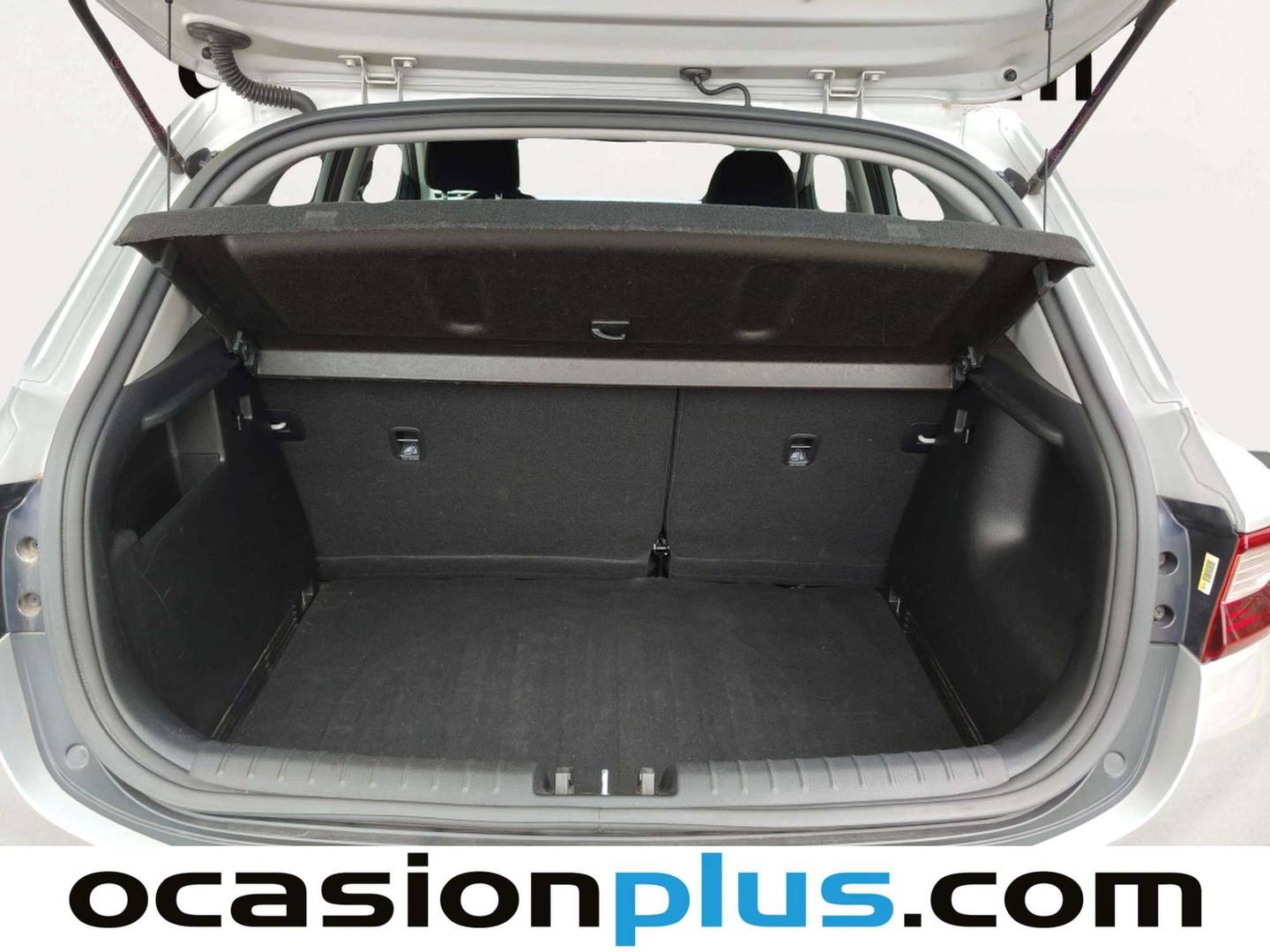 Fotos maletero KIA Stonic KIA Stonic 1.0 T-GDi Drive (100 CV)