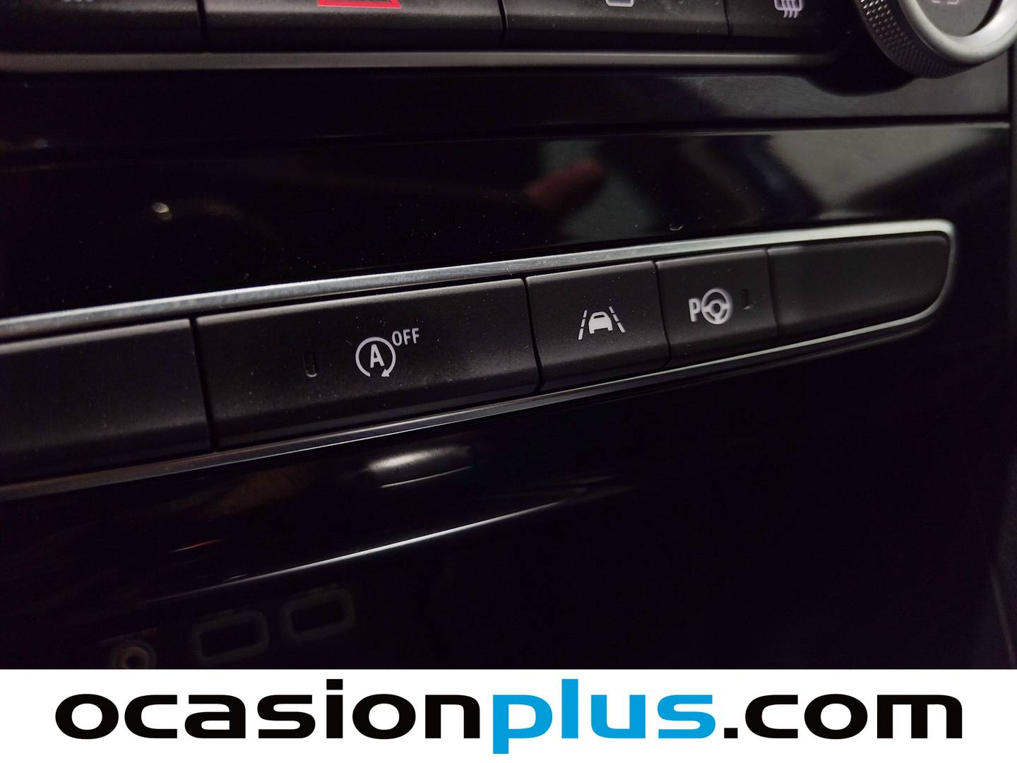 Acabados Renault Mégane Renault Megane Sport Tourer Techno TCe (140 CV) EDC GPF