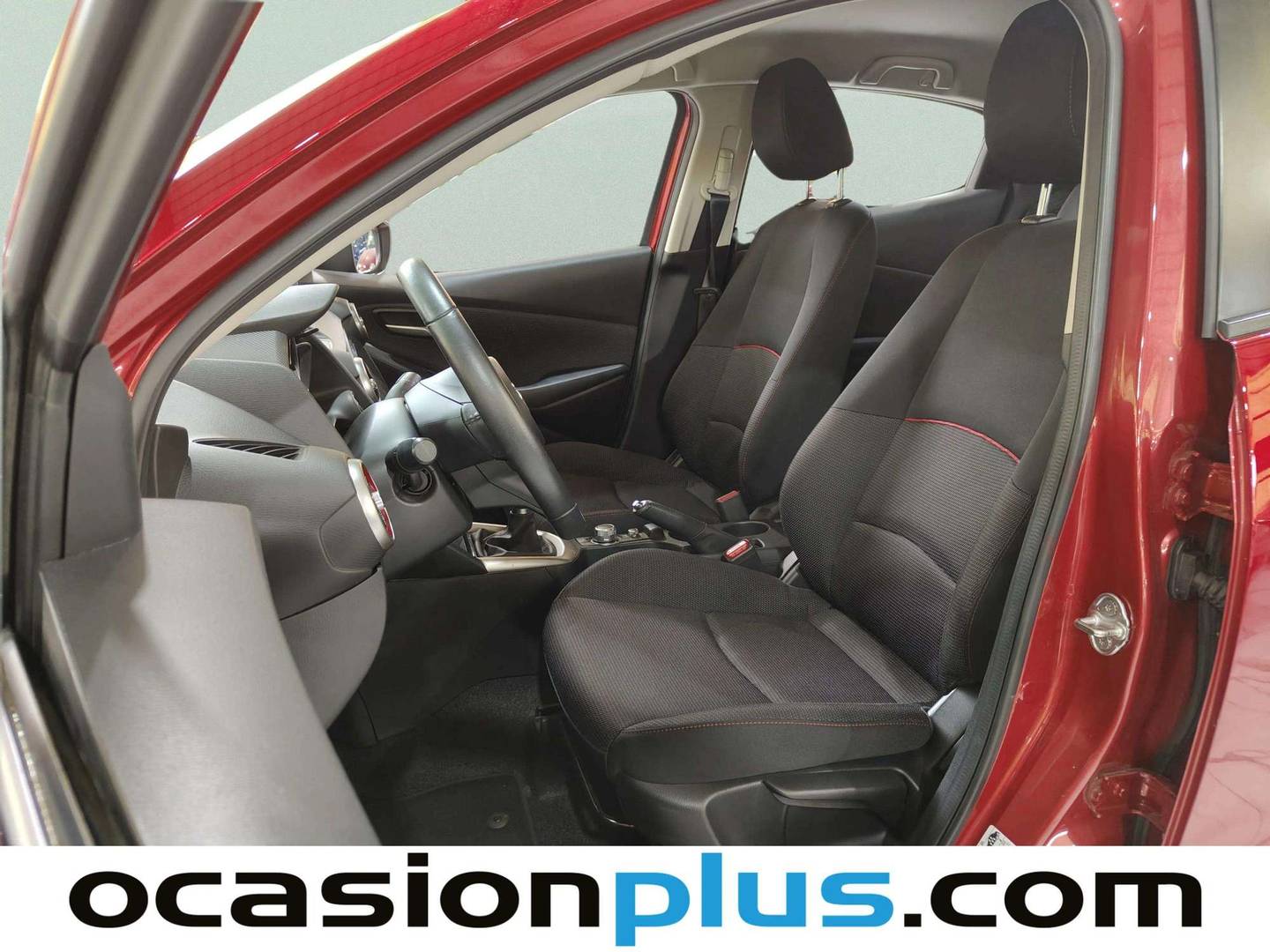 Foto asientos delanteros Mazda Mazda2 Mazda Mazda 2 e-SKYACTIV G Homura (90 CV)