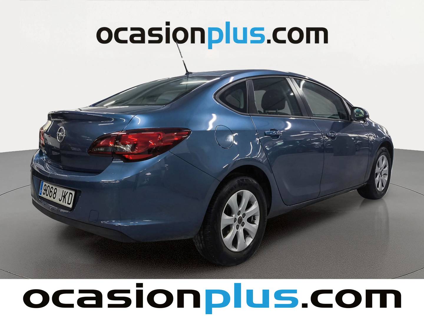 Foto trasera Opel Astra Opel Astra 1.6 Sedan Selective (115 CV) derecha