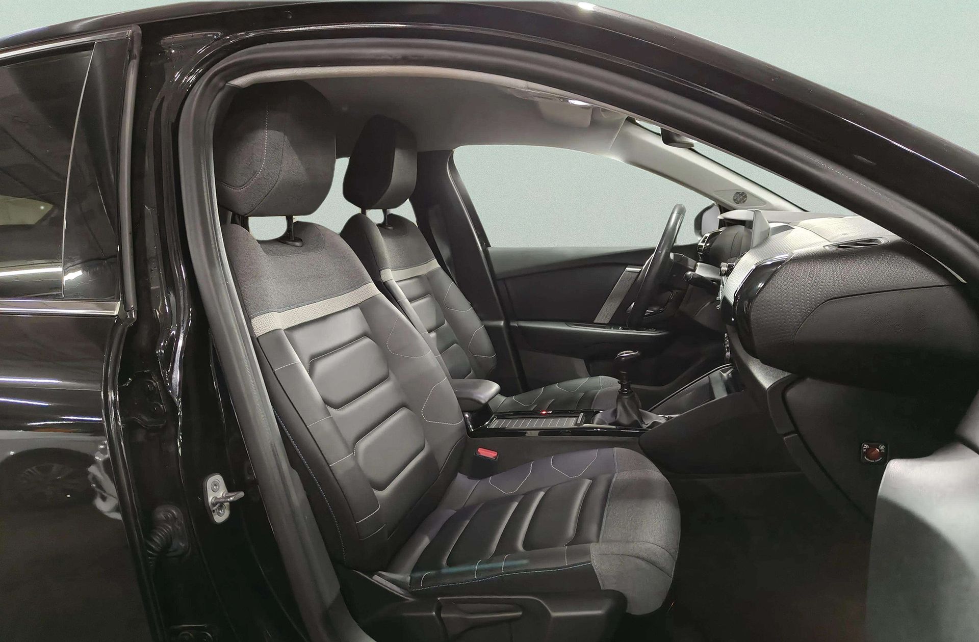 Citroën C4 PureTech 130 Shine - foto 21