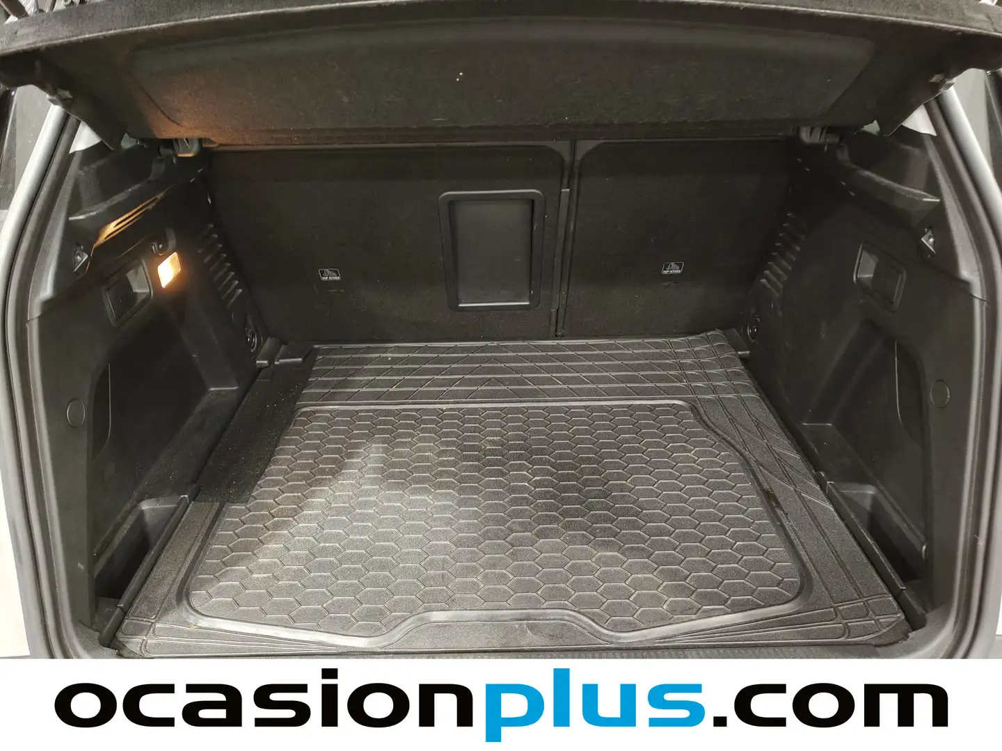 Foto Peugeot 3008 Peugeot 3008 BlueHDi 130 S&S Crossway (130 CV)