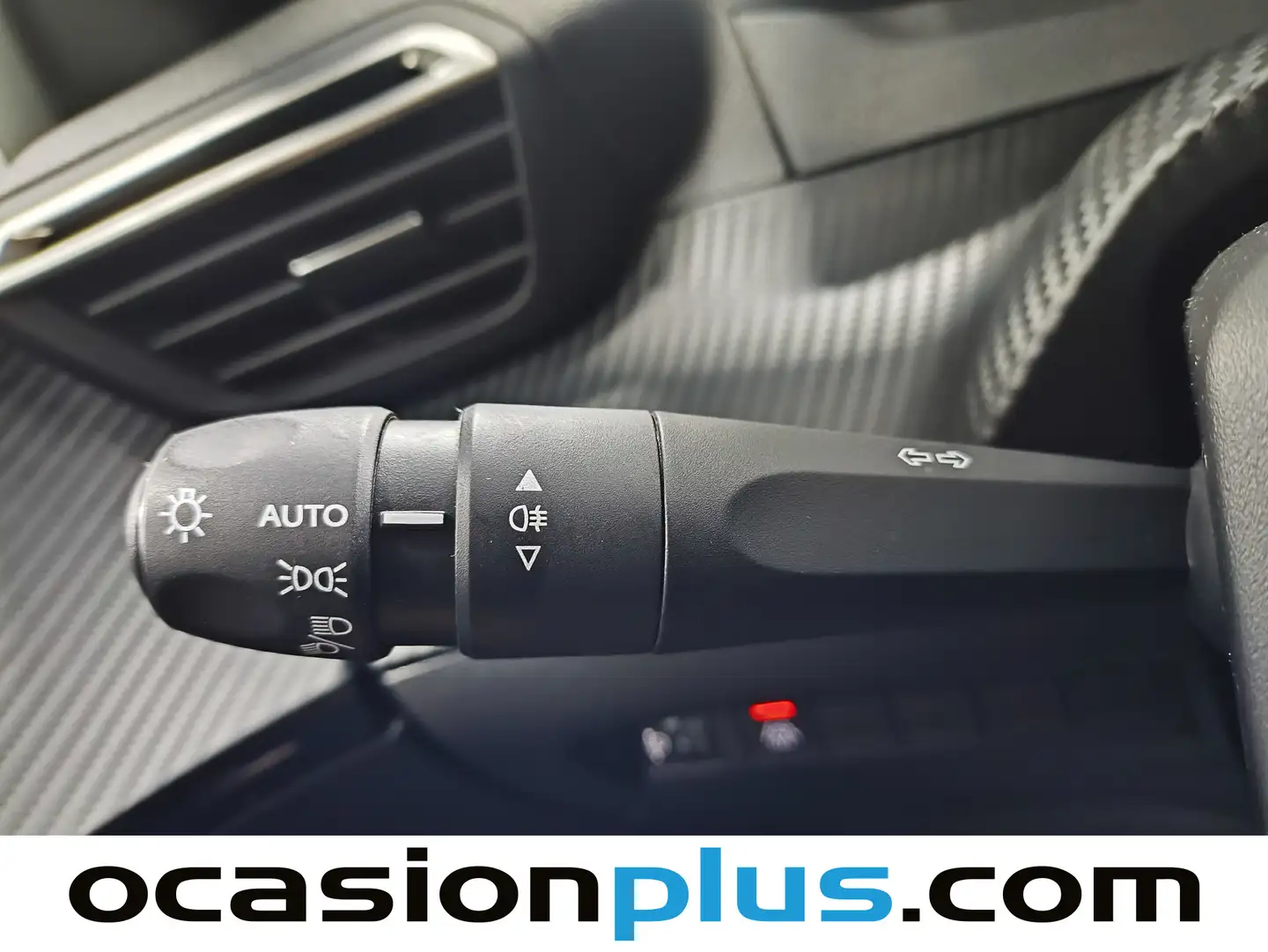 Foto Peugeot 2008 Peugeot 2008 PureTech 130 S&S Allure Pack (130 CV)