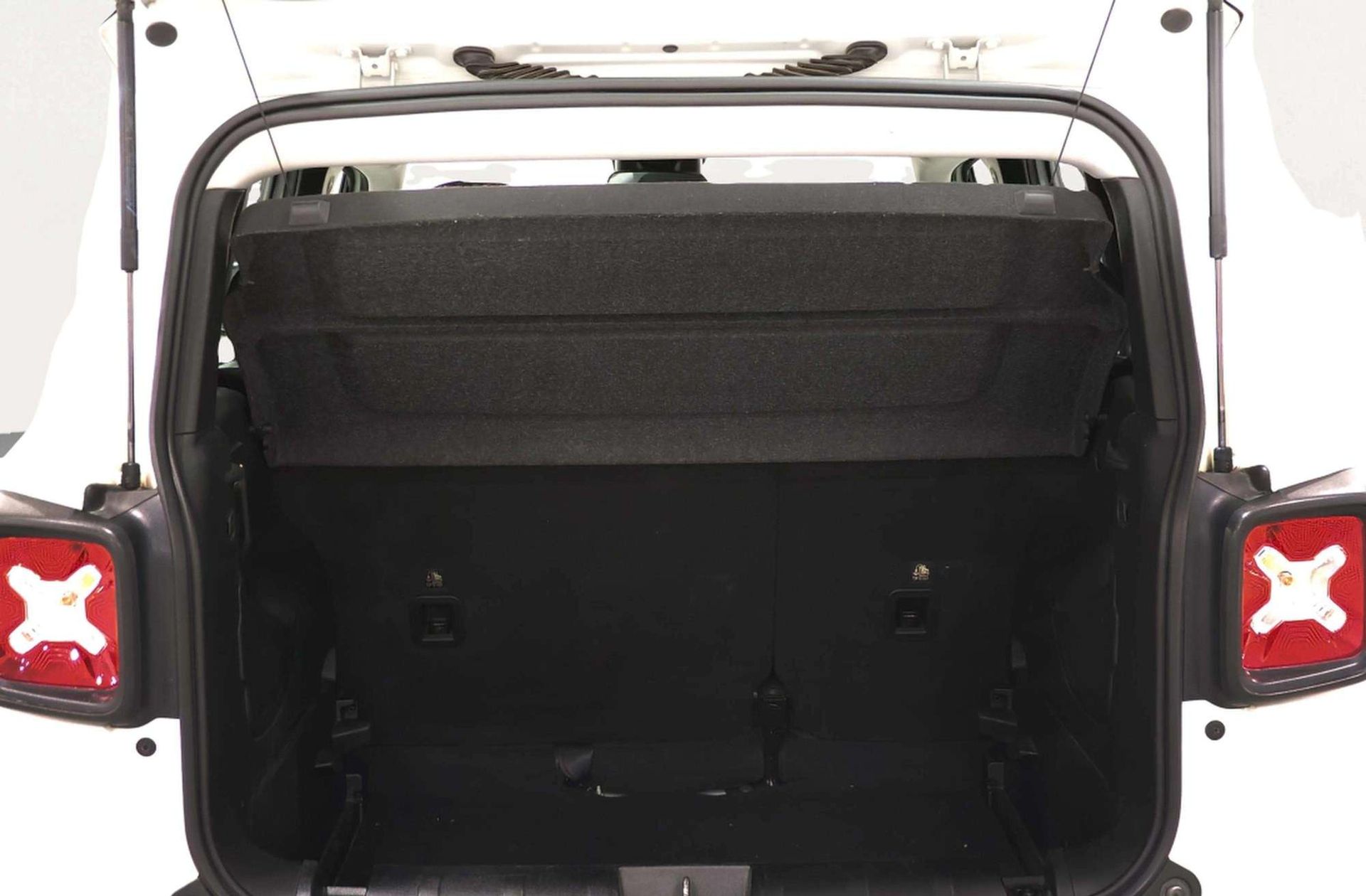 Jeep Renegade 1.0G Night Eagle II 4x2 - foto 13