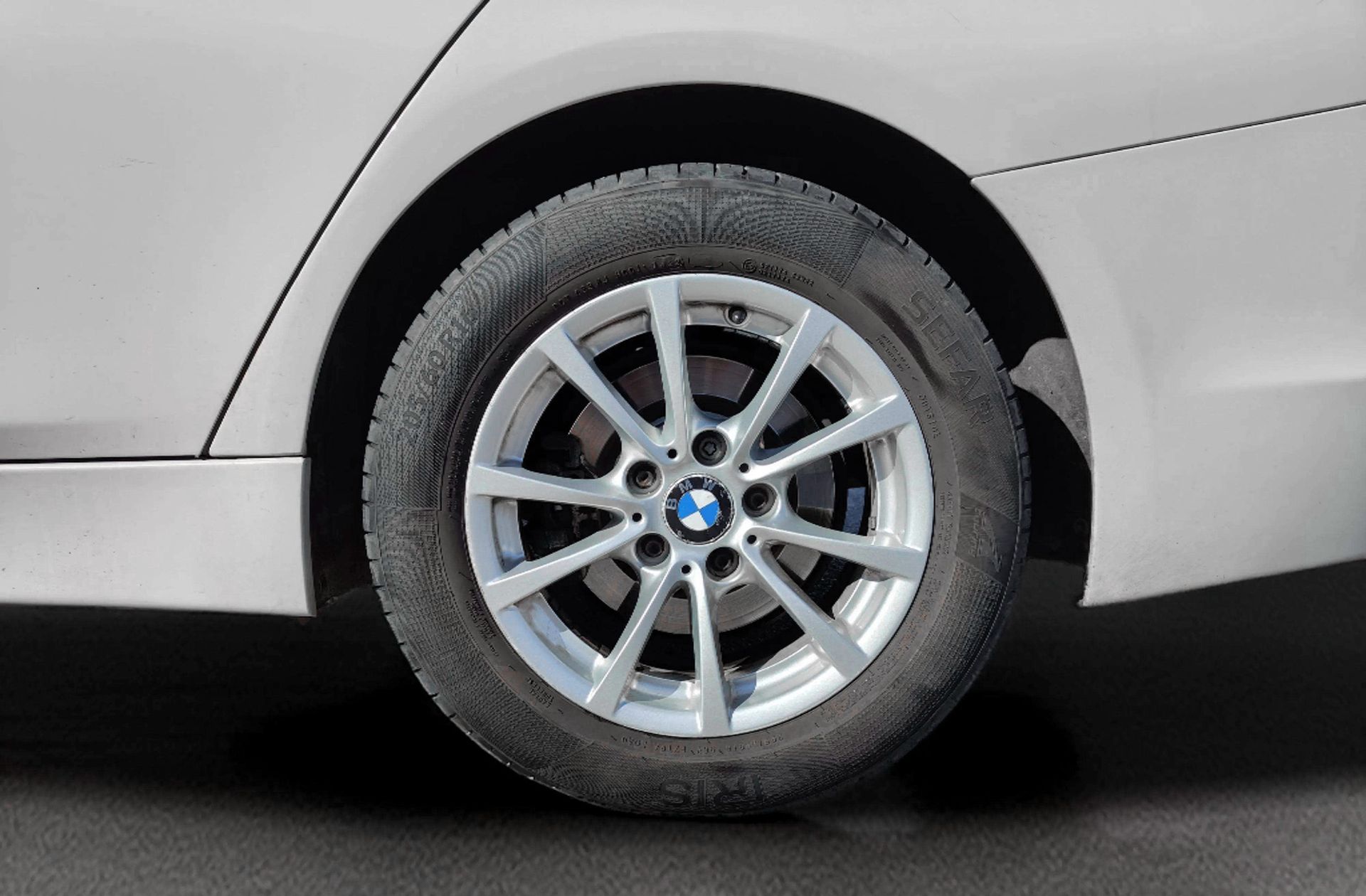 BMW Serie 3 318d - foto 34