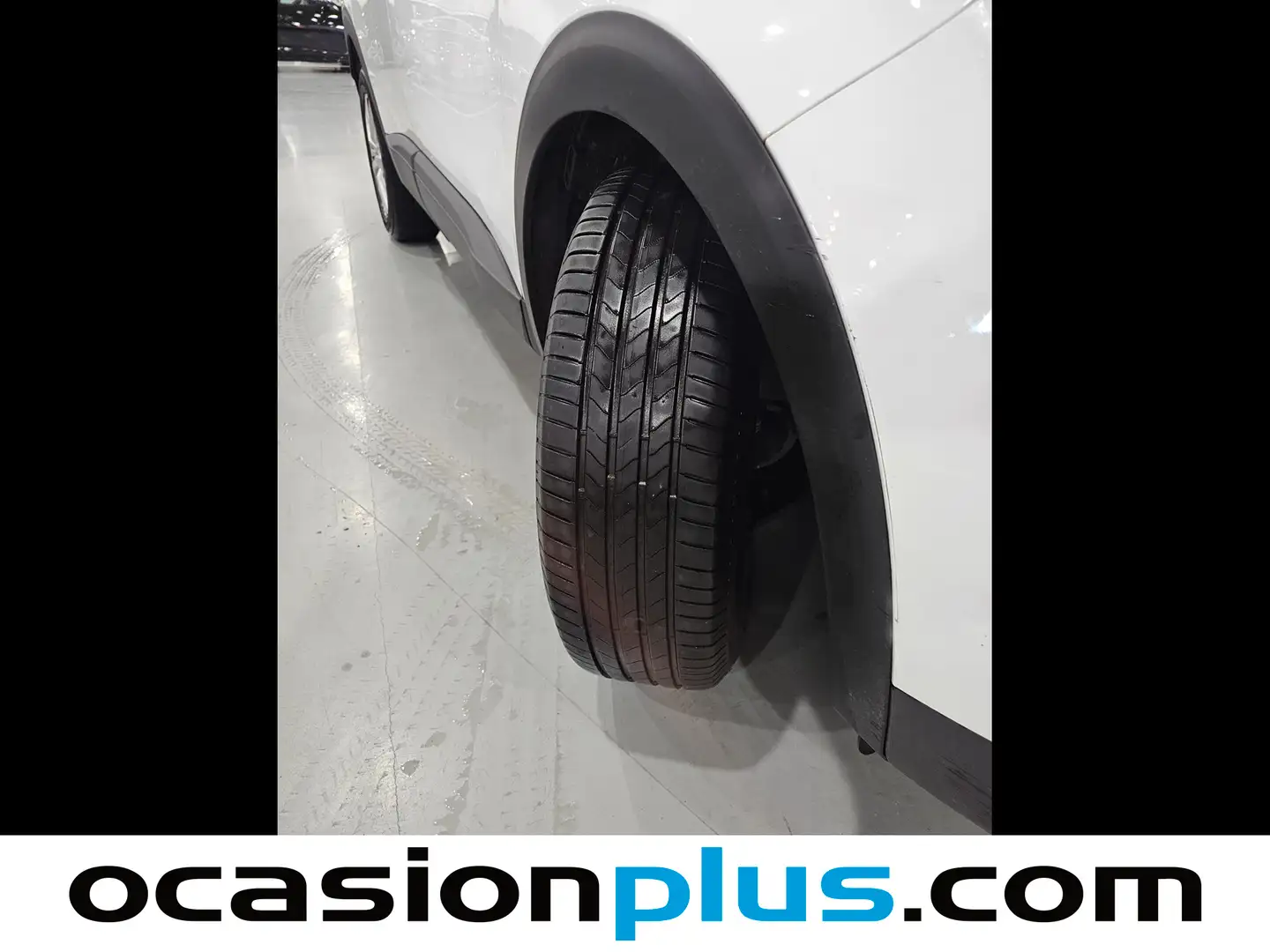 Foto Peugeot 3008 Peugeot 3008 BlueHDI 130 S&S Active EAT8  (130 CV)