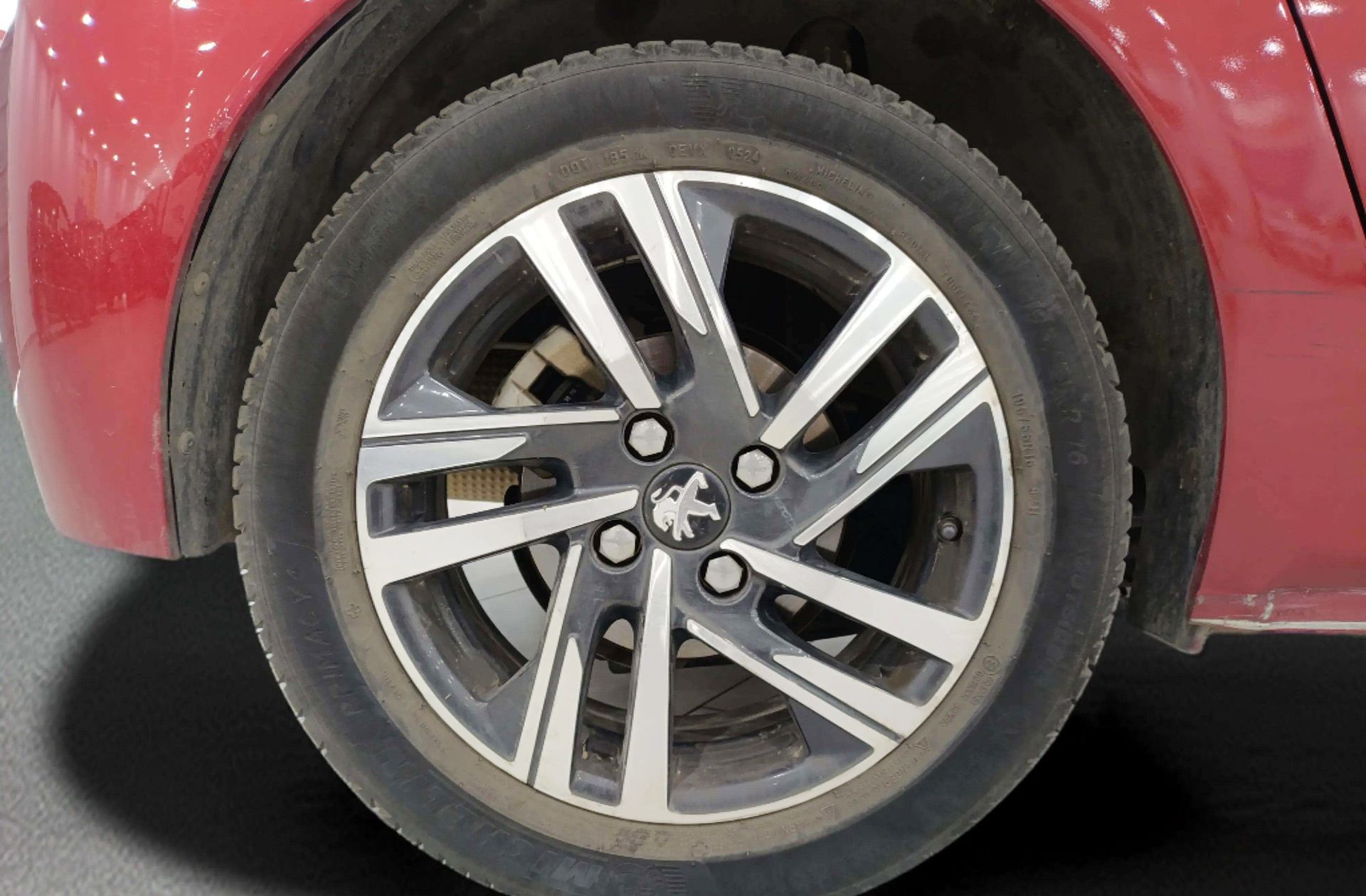 Peugeot 208 PureTech 100 Allure - foto 37