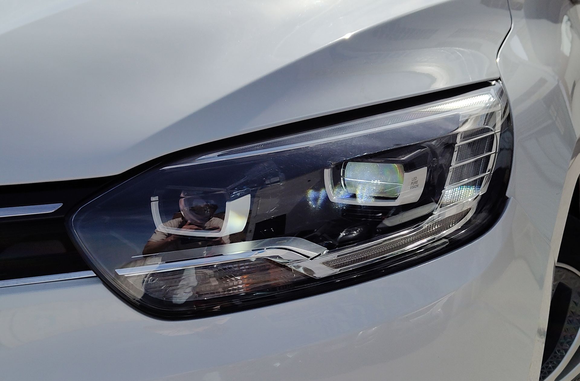 Renault Scénic Zen TCe GPF EDC - foto 17