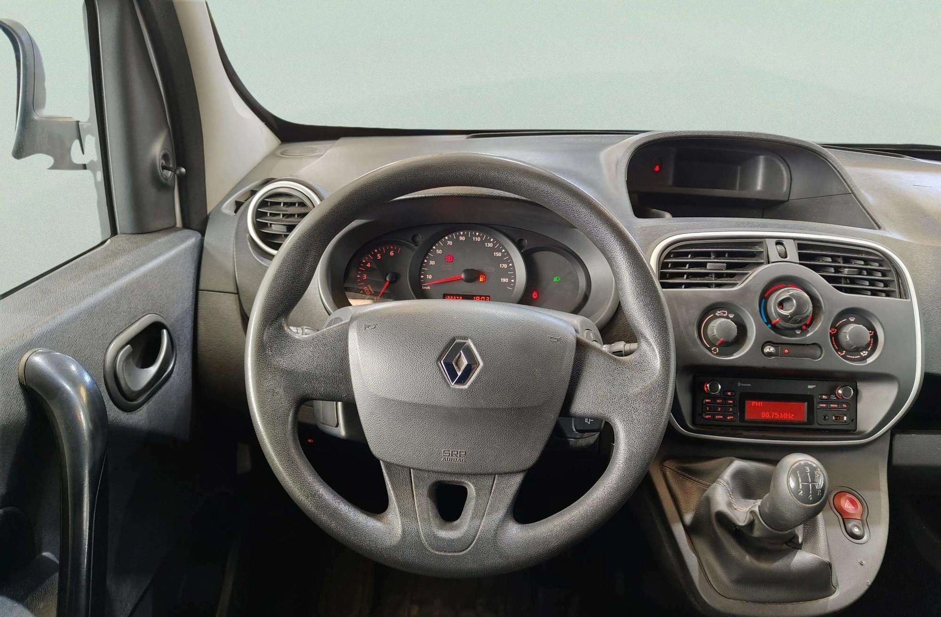 Renault Kangoo Furgon Profesional dCi - foto 17