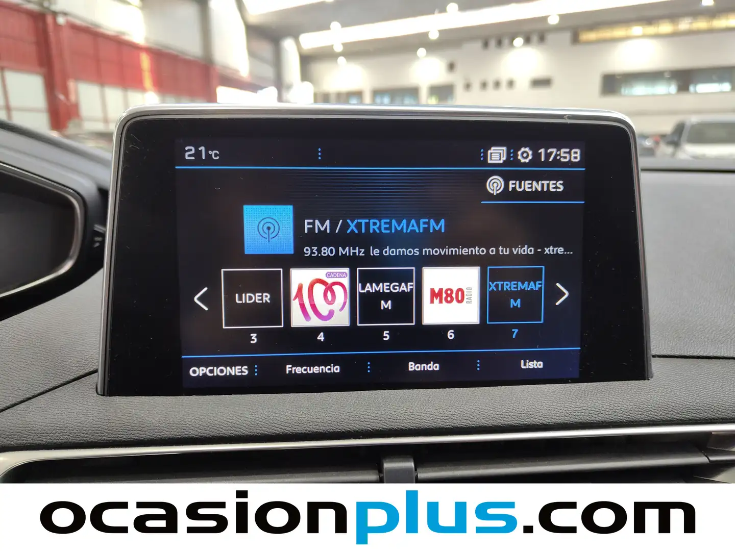 Foto Peugeot 3008 Peugeot 3008 PureTech 130 Allure EAT8 (130 CV)