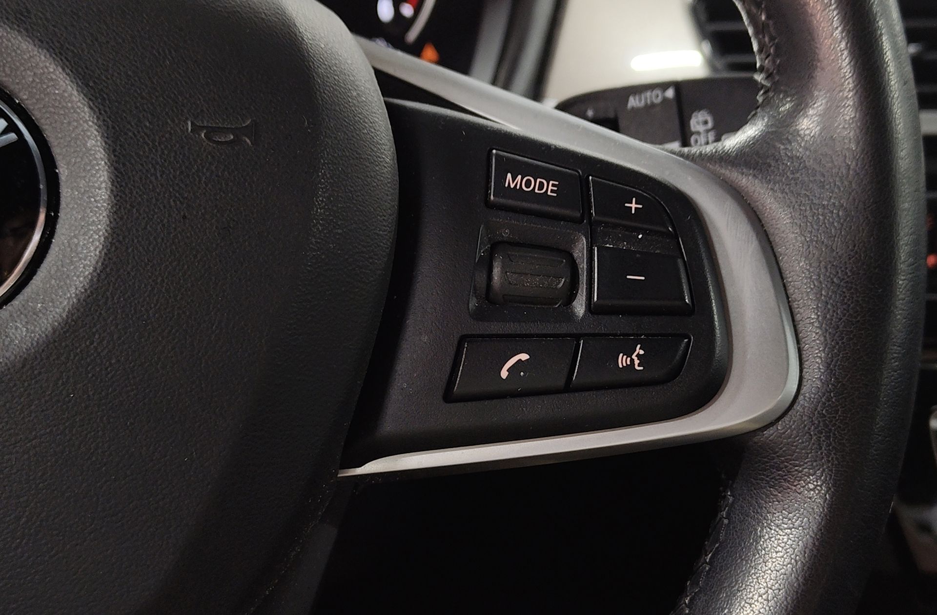 BMW X1 sDrive18d - foto 32