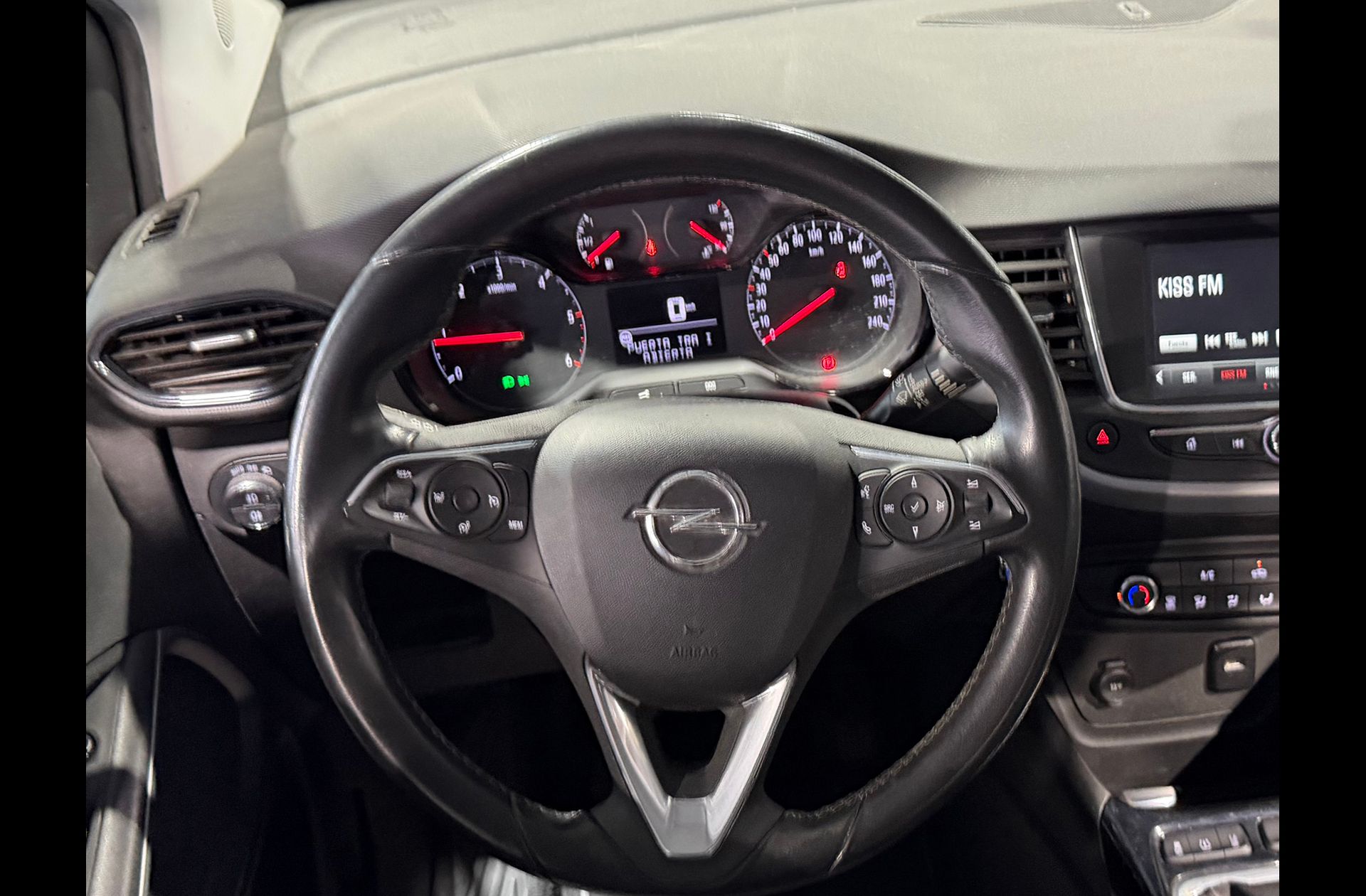 Opel Crossland 1.6 Turbo Selective - foto 18