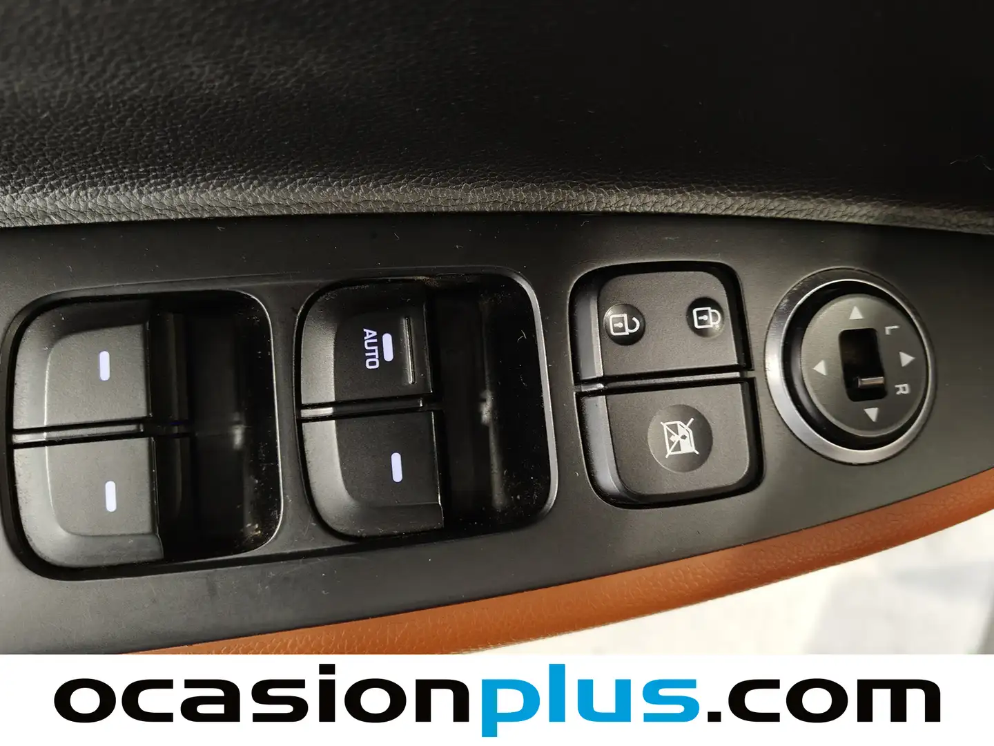 Foto Hyundai i10 Hyundai i10 1.2 Style Orange (87 CV)