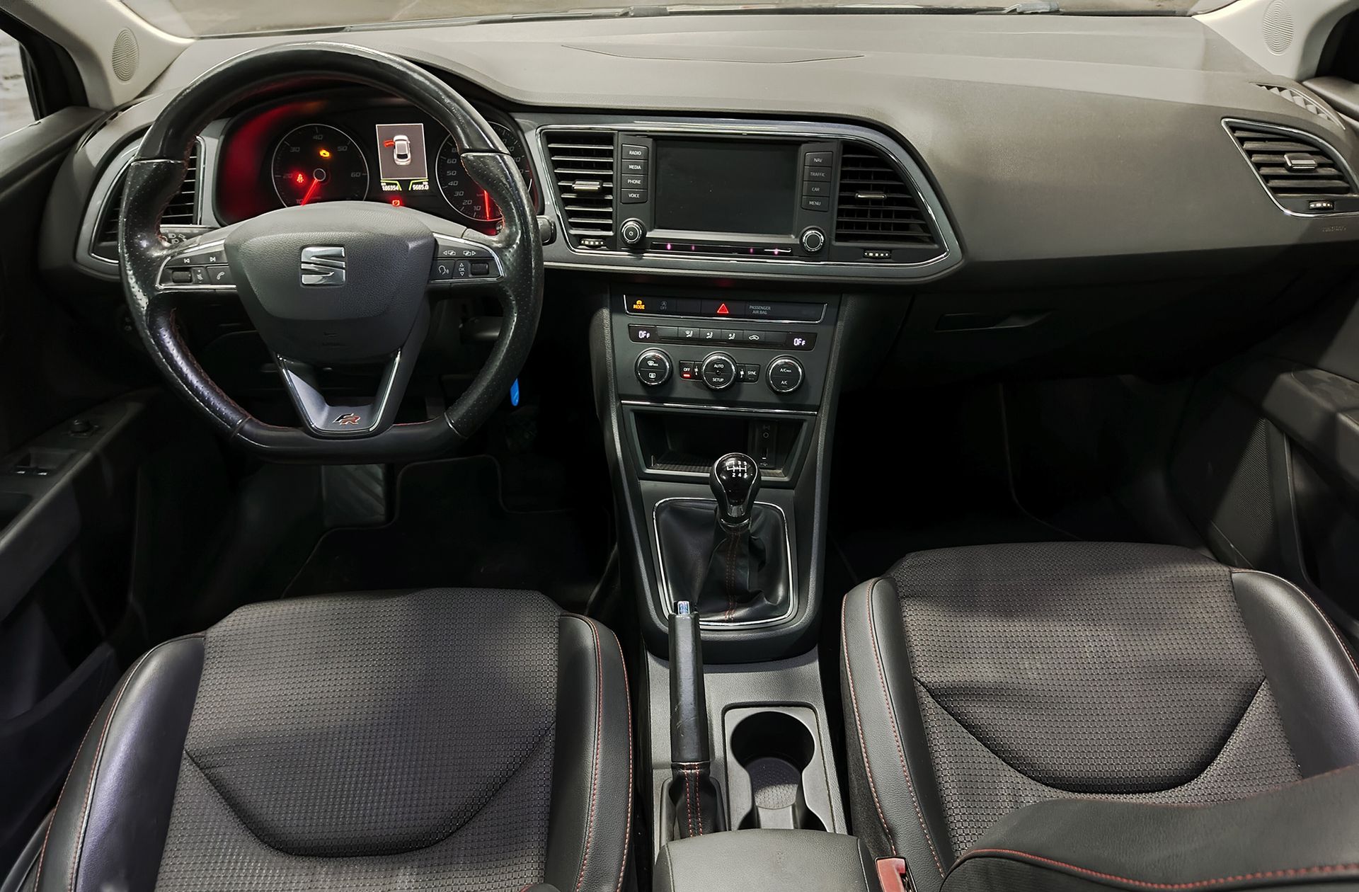 SEAT León SC 2.0 TDI FR - foto 8
