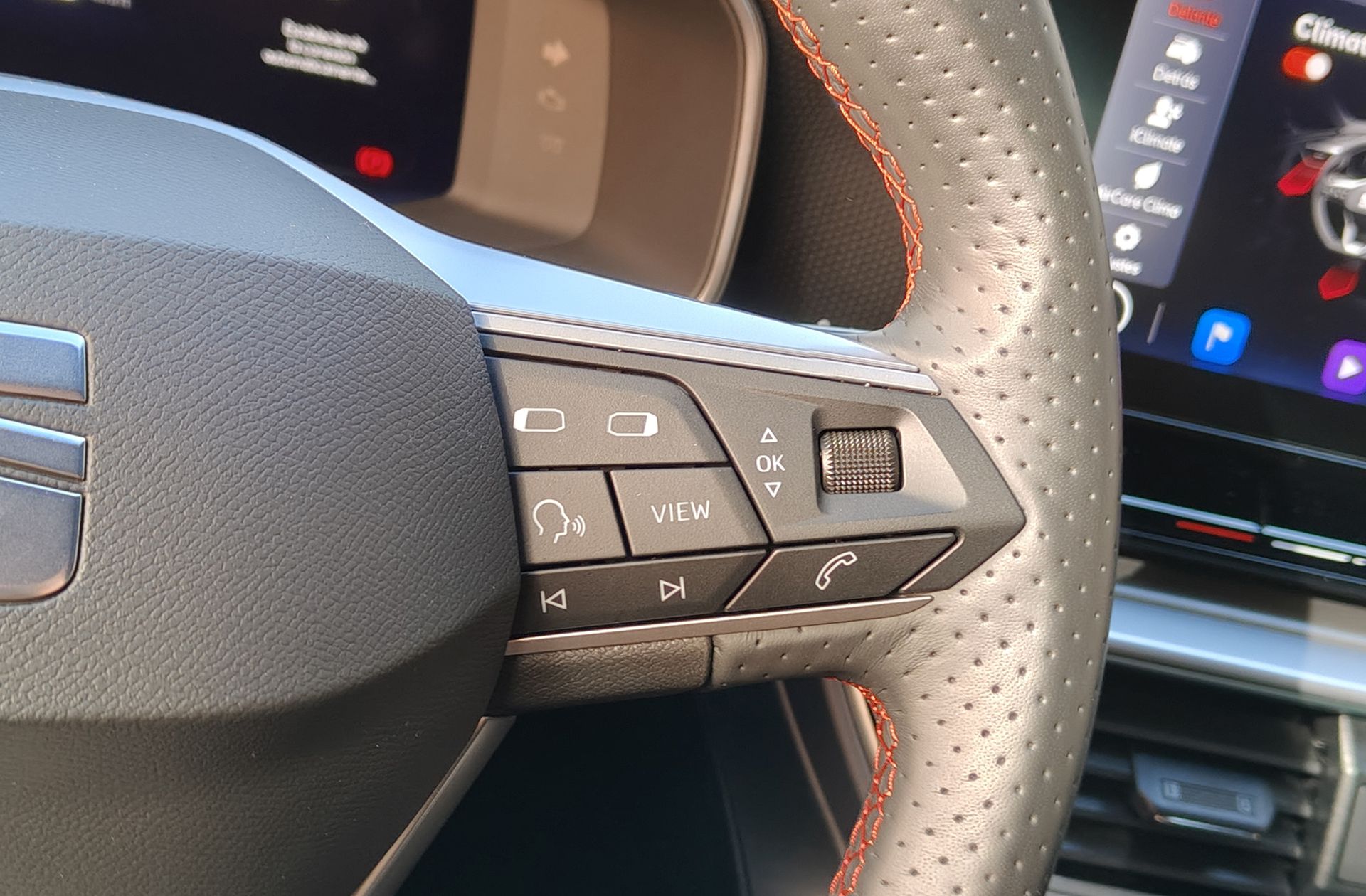 SEAT León ST 1.5 TSI FR Go L - foto 25
