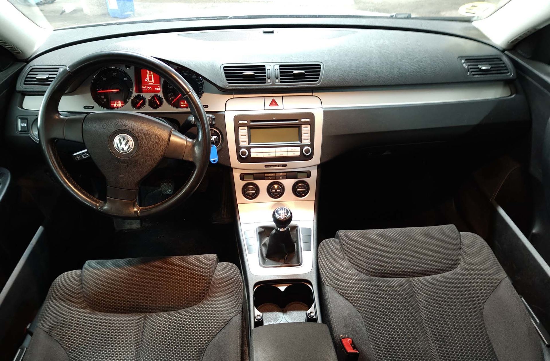 Volkswagen Passat Variant Advance 2.0 TDI - foto 6